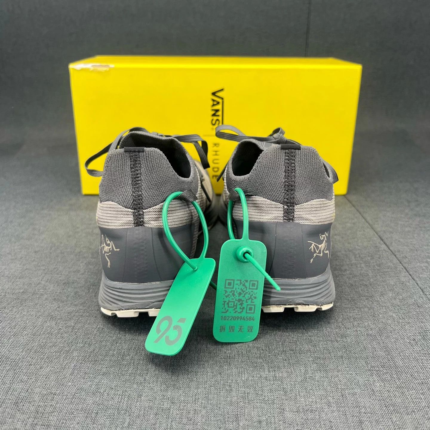 Arc'teryx Arc'teryx Norvan SL 3 Grey 40.5 w/ Box Size US 7.5 / EU 40-41 - 5 Thumbnail