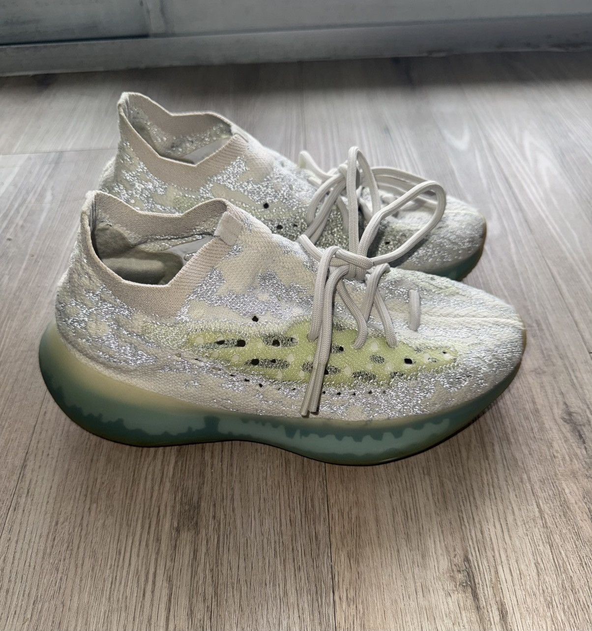 Yeezy Yeezy 380 Alien Blue Size US 8 / EU 41 - 6 Thumbnail