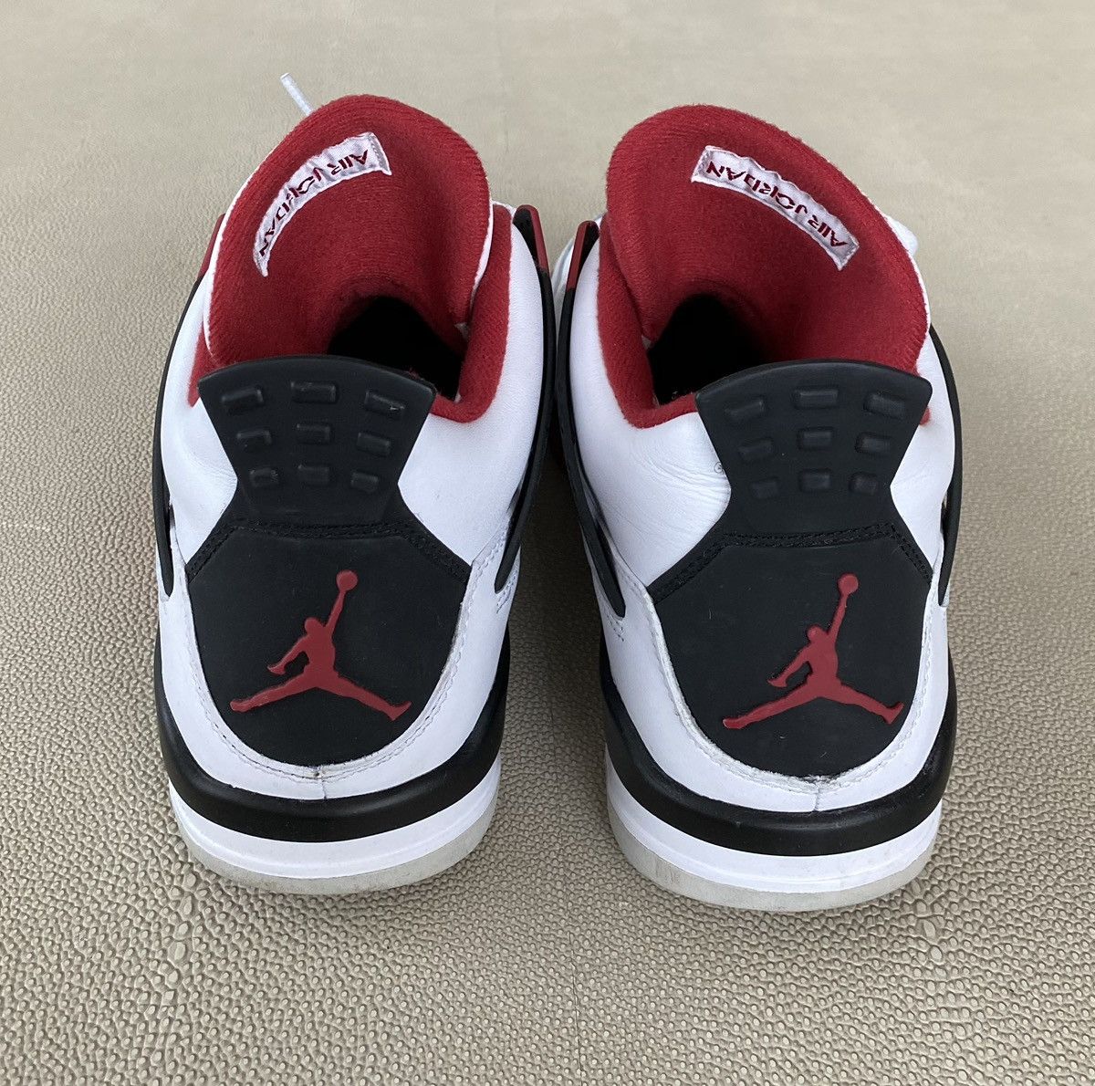 Jordan Brand Air Jordan 4 Retro OG 'Fire Red' 2020 Size US 10 / EU 43 - 3 Thumbnail