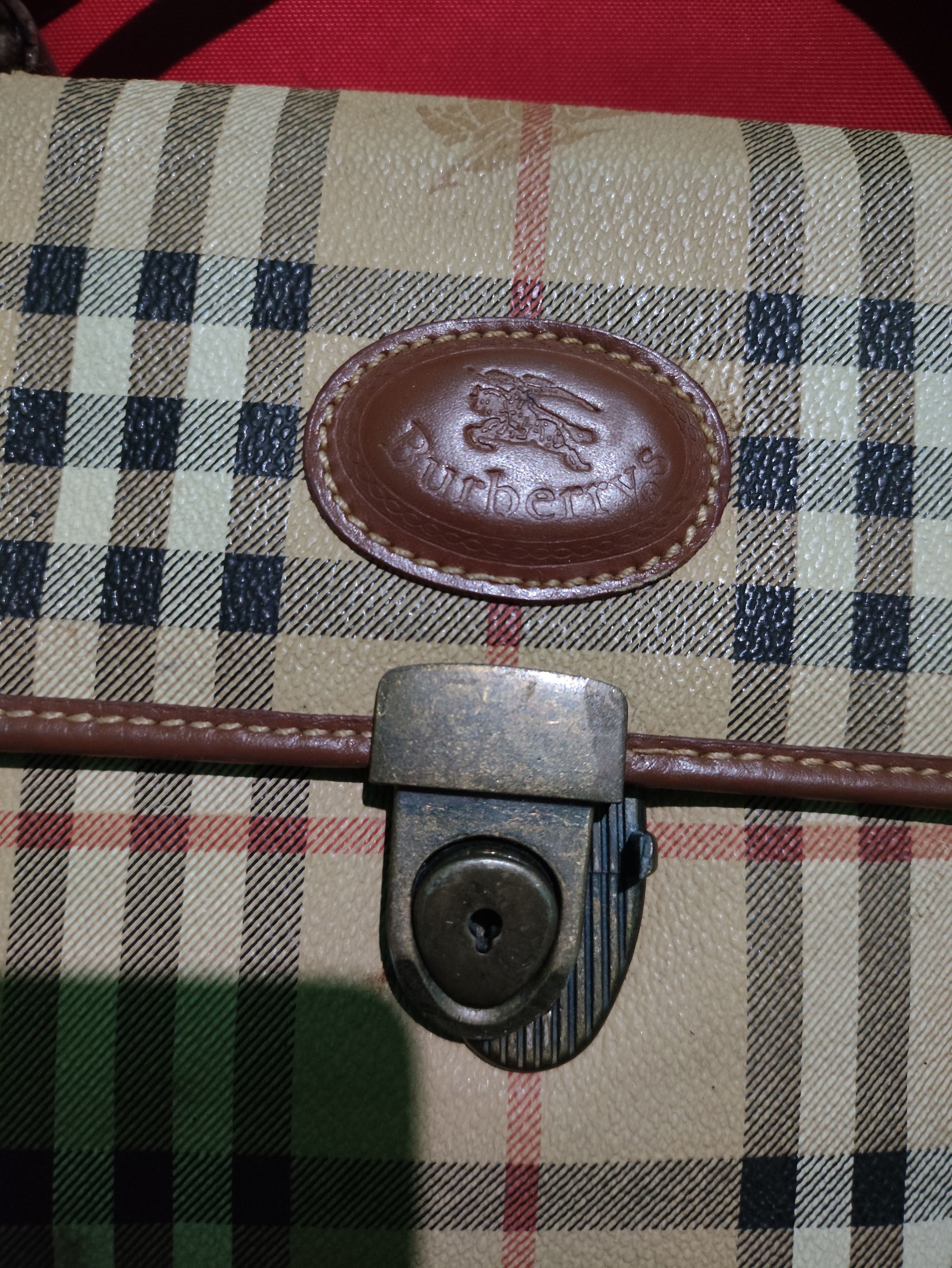 Burberry BURBERRY'S KELLY VTG Size ONE SIZE - 3 Thumbnail