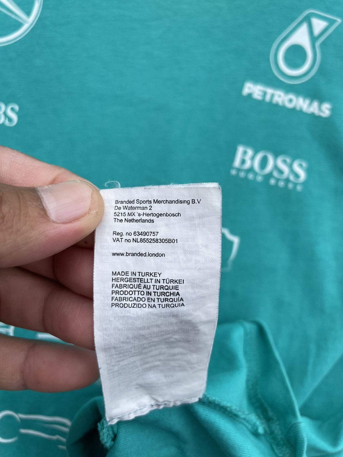 Vintage 🔥Accept Binding Offer🔥 Petronas Formula One Team Size US XS / EU 42 / 0 - 6 Thumbnail