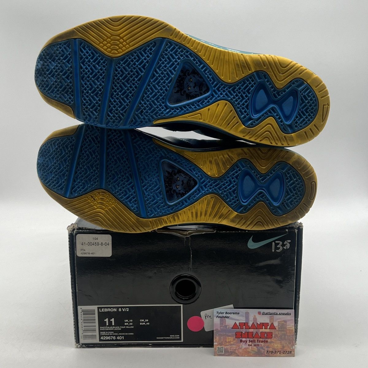 Nike Lebron 8 entourage Size US 11 / EU 44 - 8 Thumbnail