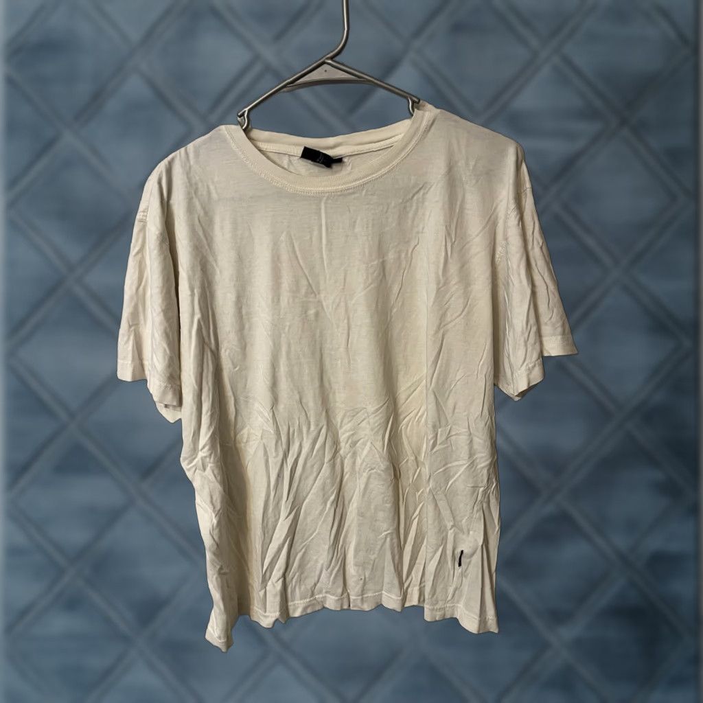 H&M H&M Logg T-Shirt Men Size Large White Crew Neck Short Sleeve Mens Size US L / EU 52-54 / 3 - 1 Thumbnail