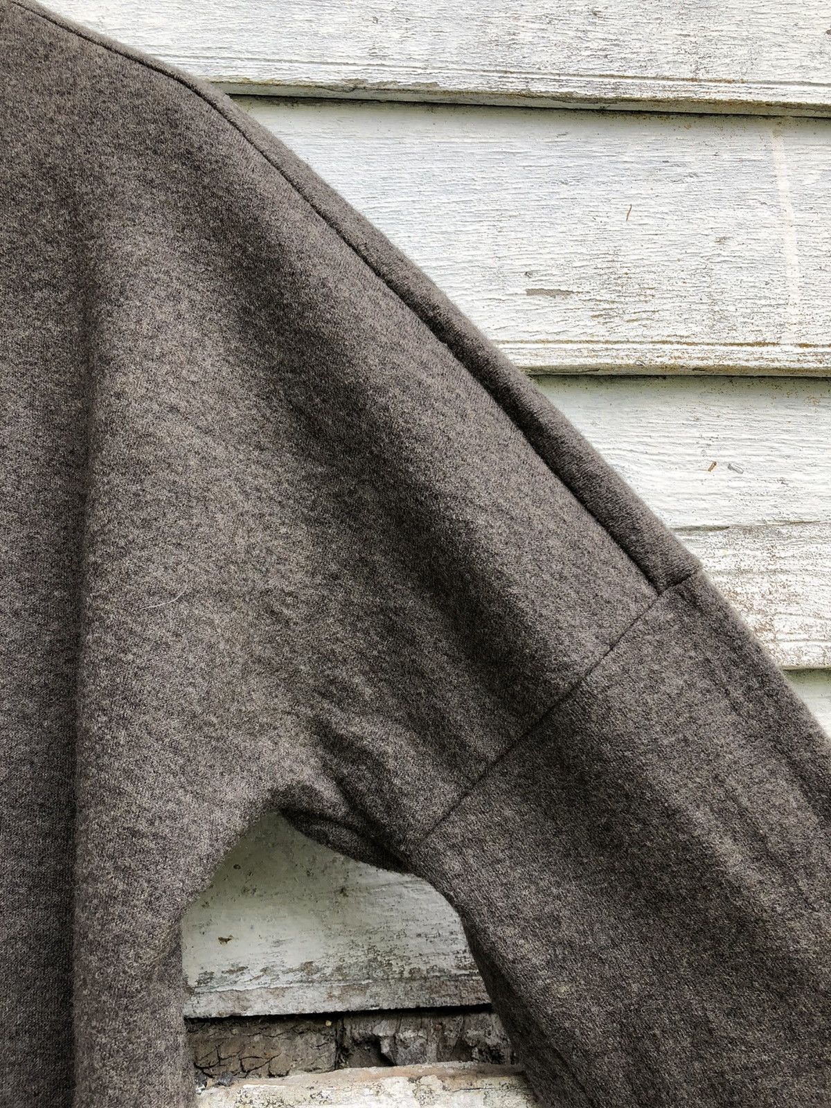 Attachment × Japanese Brand × Kazuyuki Kumagai Attachment Attachment Over Shoulder 100% Wool Sweater Size US L / EU 52-54 / 3 - 6 Thumbnail