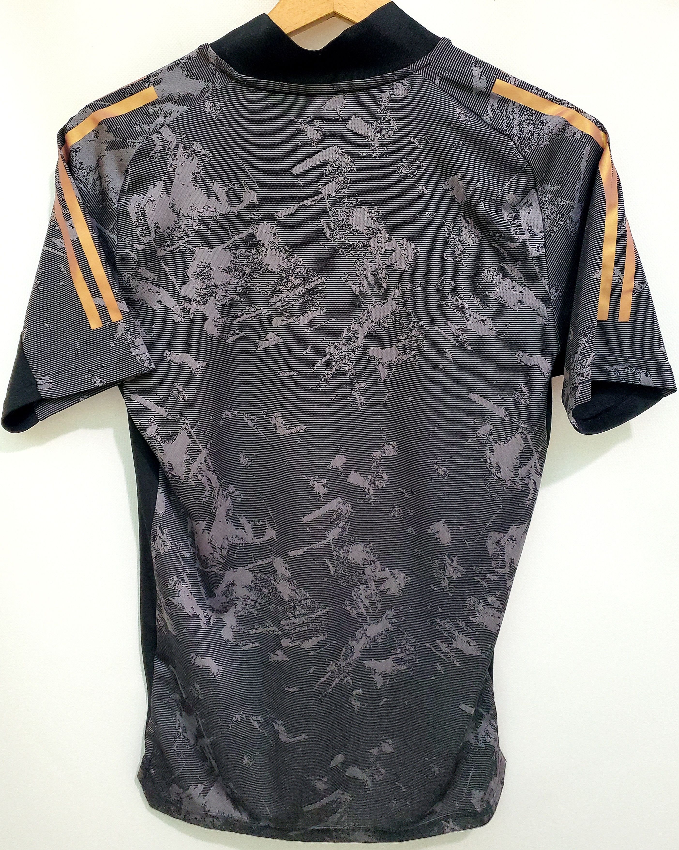 Adidas Ajax Amsterdam 2020/21 soccer jersey sizeXs,S new condition Size US XS / EU 42 / 0 - 5 Thumbnail