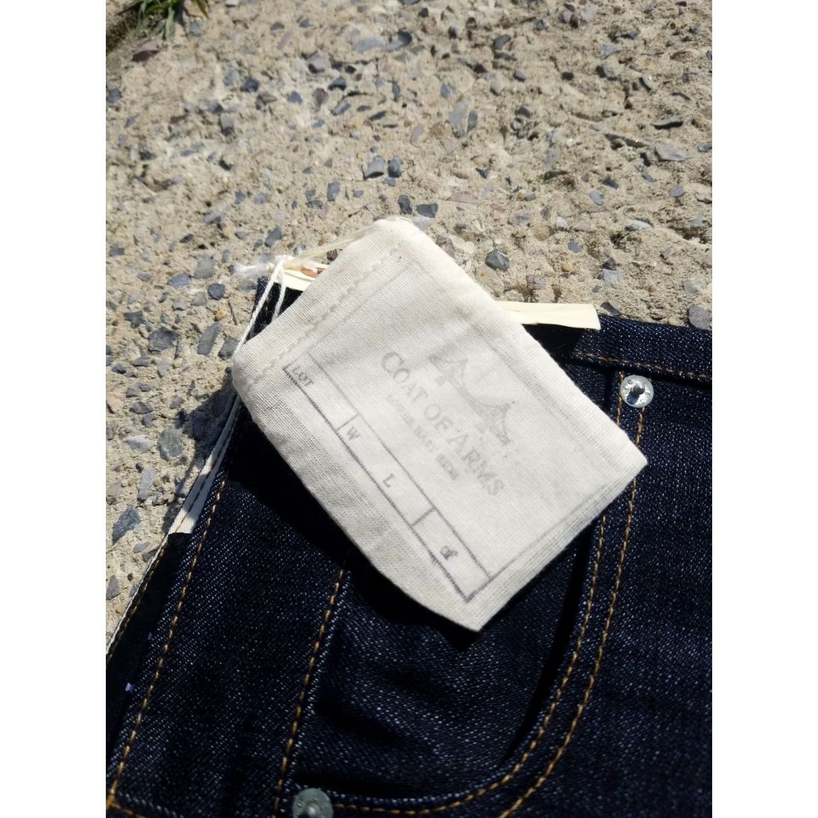 Denime COAT OF ARMS JEANS Denim Selvedge 28x36 Blue Brooklyn Lower East Side 100% Cotton Button Fly Regular Mens” Size US 28 / EU 44 - 2 Thumbnail