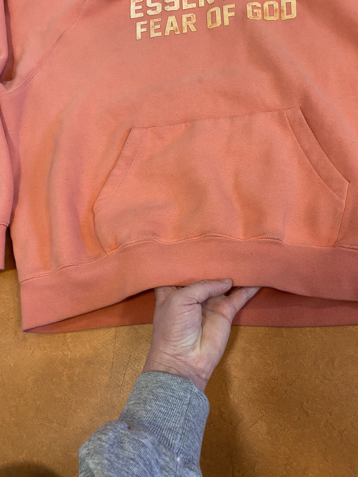Fear of God × Vintage Fear of God essentialla hoodie pink Size US L / EU 52-54 / 3 - 5 Thumbnail