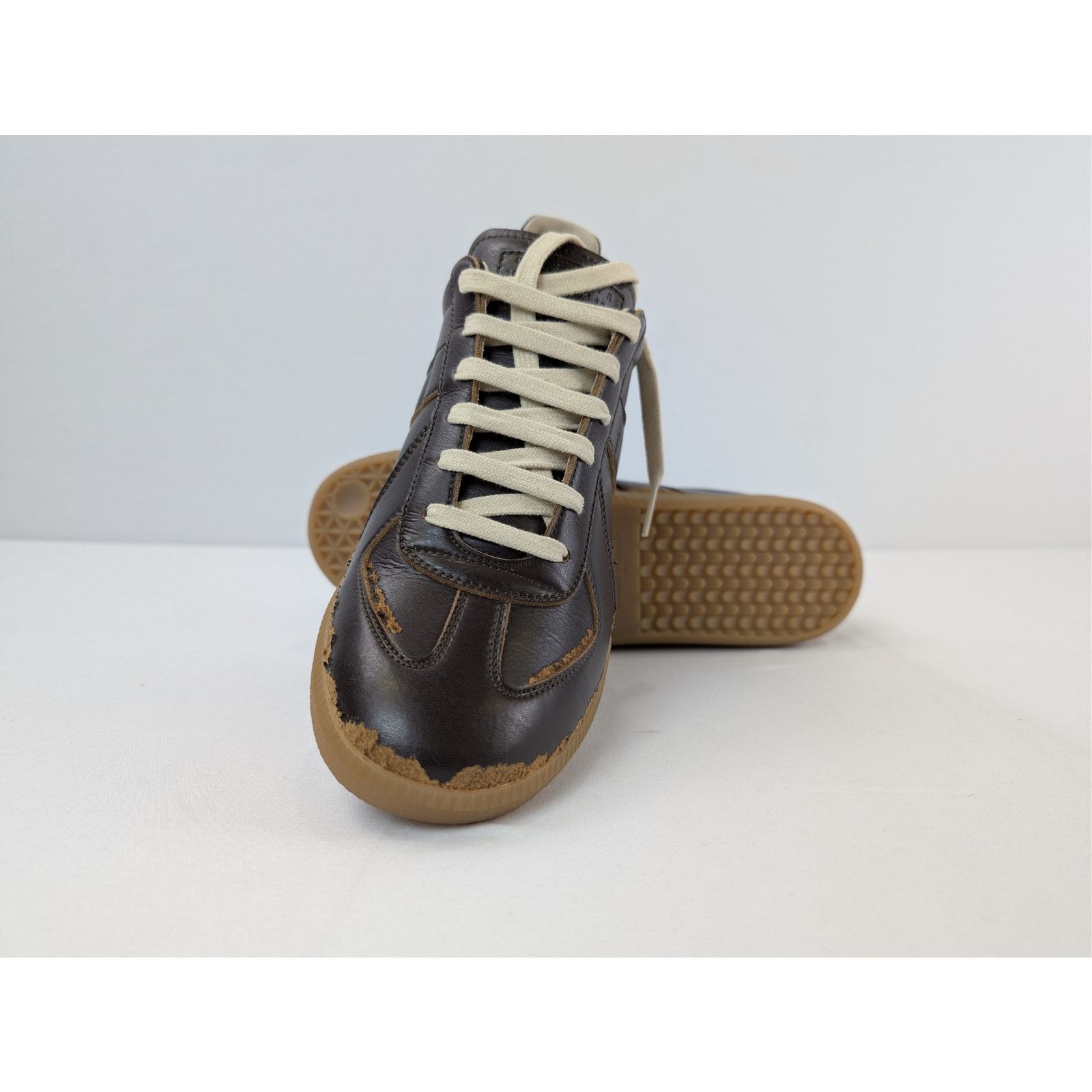 Maison Margiela o1rshd1 Replica sneakers with a distressed peel-off effect Size US 12 / EU 45 - 13 Thumbnail