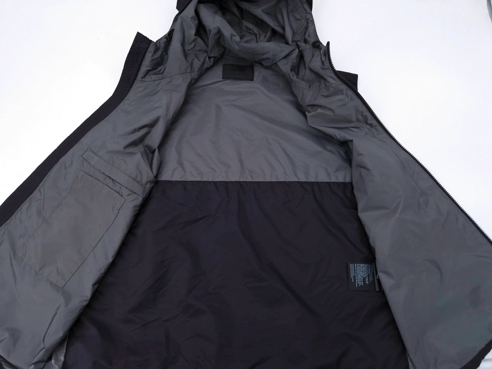 Prada Re-Nylon Hood Vest Gilet Size US L / EU 52-54 / 3 - 10 Thumbnail