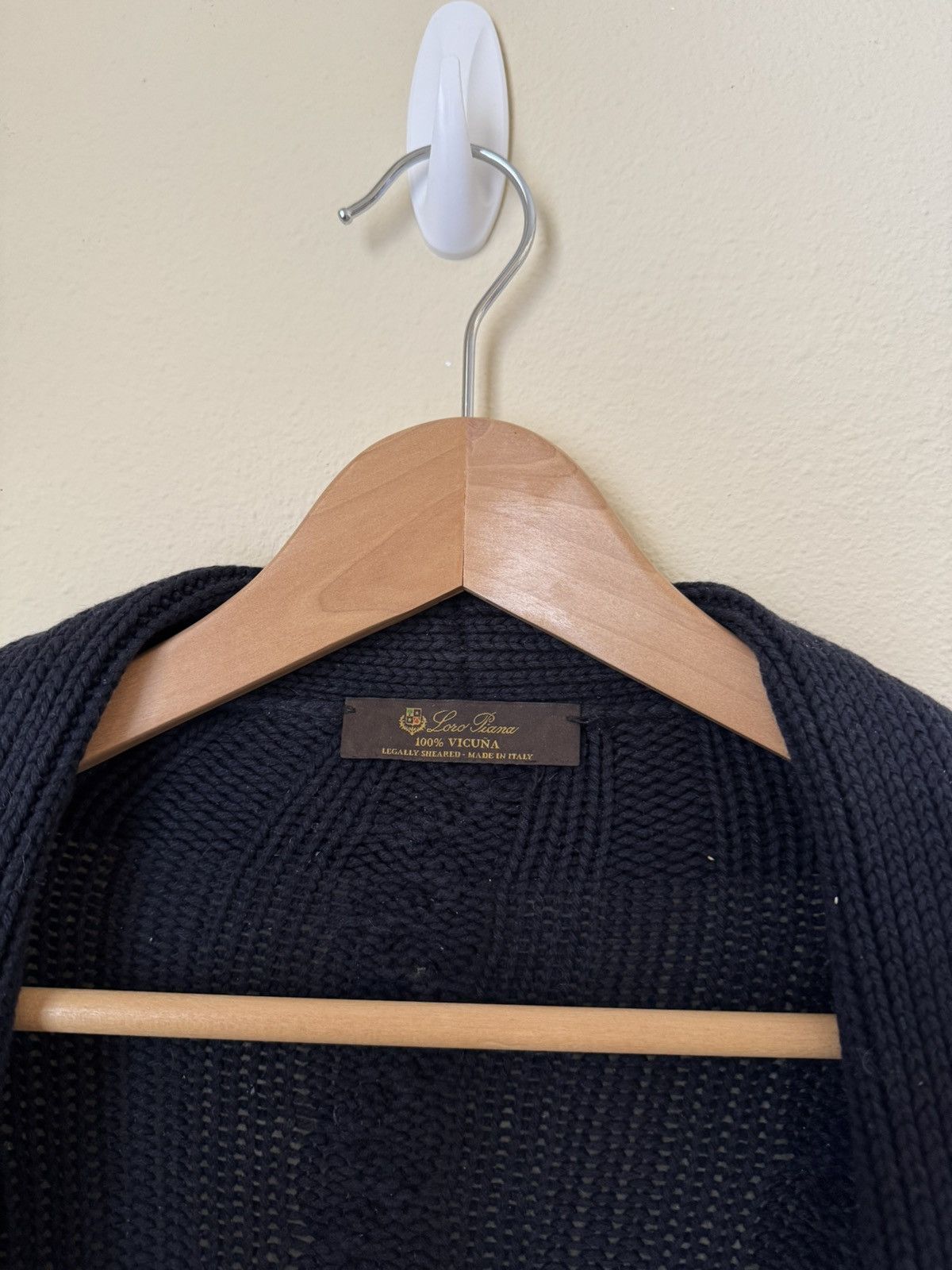Loro Piana Loro Piana 100% Vicuna Cardigan Sweater Knit Navy Blue 40 Size US XXS / EU 40 - 2 Thumbnail