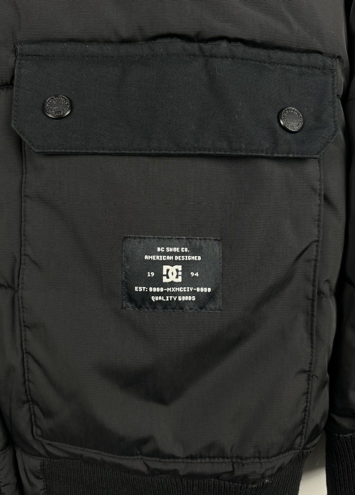 DC Rare DC Shoes Skateboarding Black Puffer Jacket Size US M / EU 48-50 / 2 - 5 Thumbnail