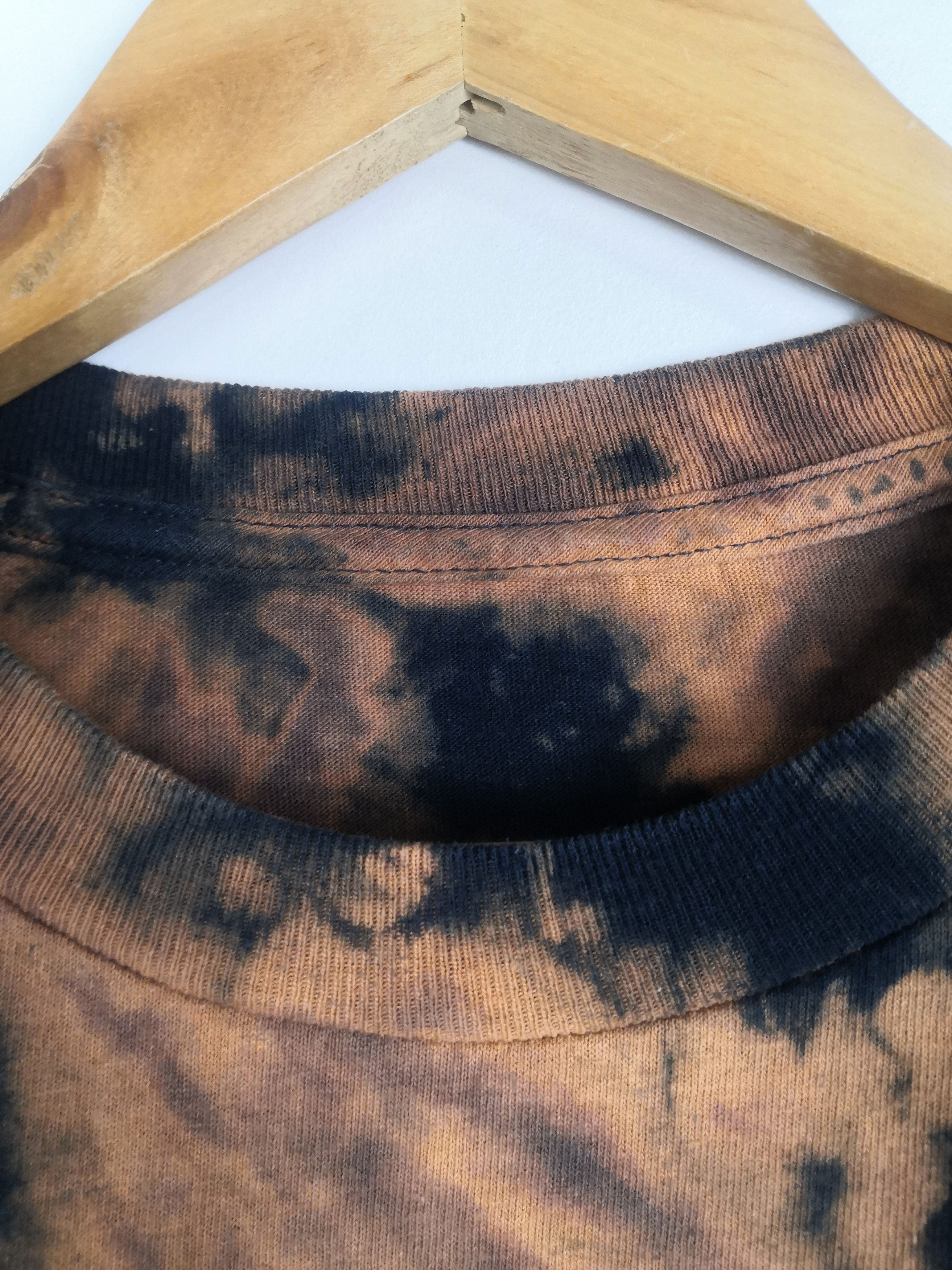 Band Tees Vintage Nipsey Hussle T-Shirt Acid Wash Shirt Rap Tee Size US L / EU 52-54 / 3 - 4 Thumbnail