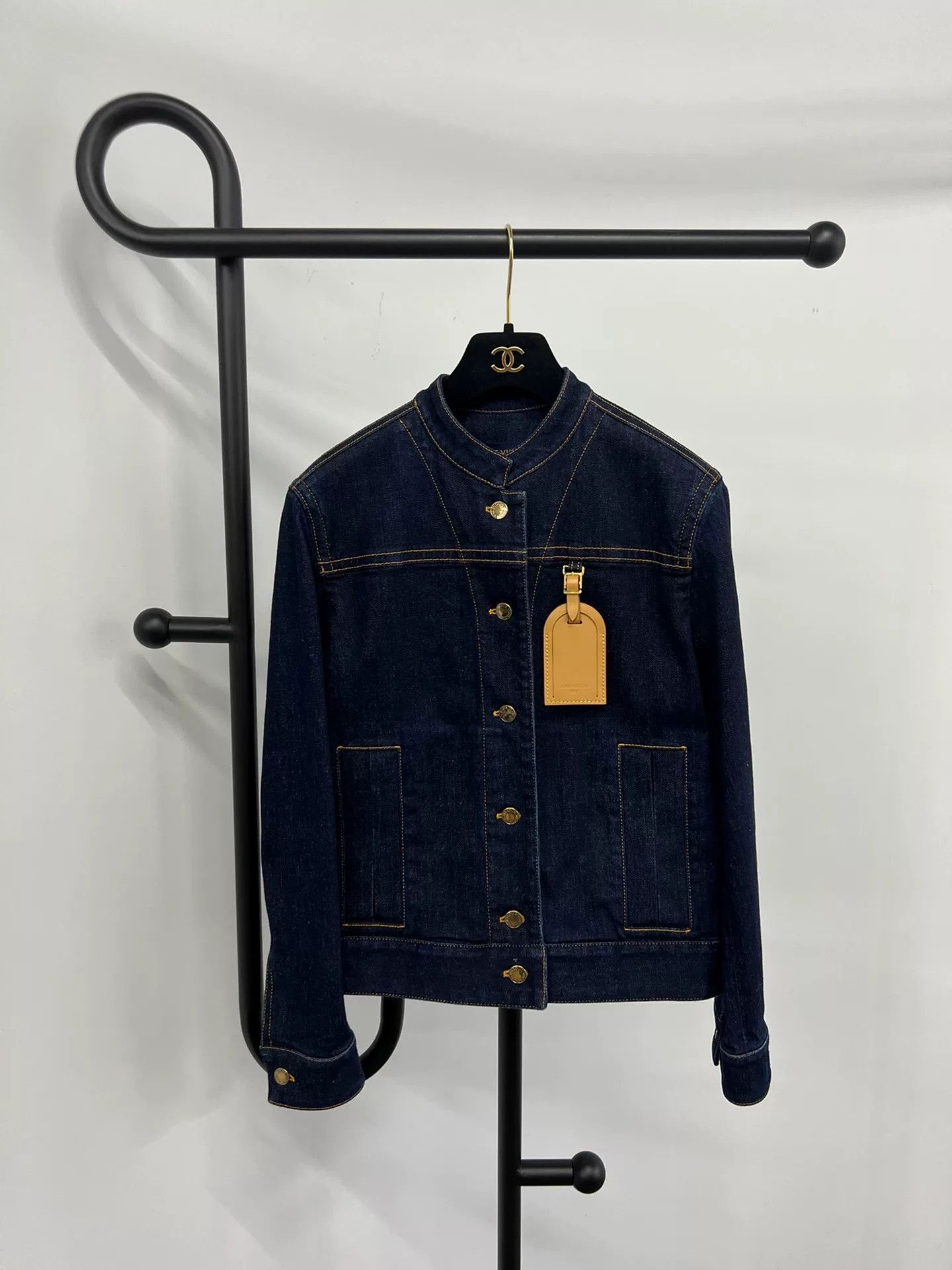 Louis Vuitton LV Patchwork Leather Tag Denim Jacket Size XXS / US 00 / IT 34 - 1 Thumbnail
