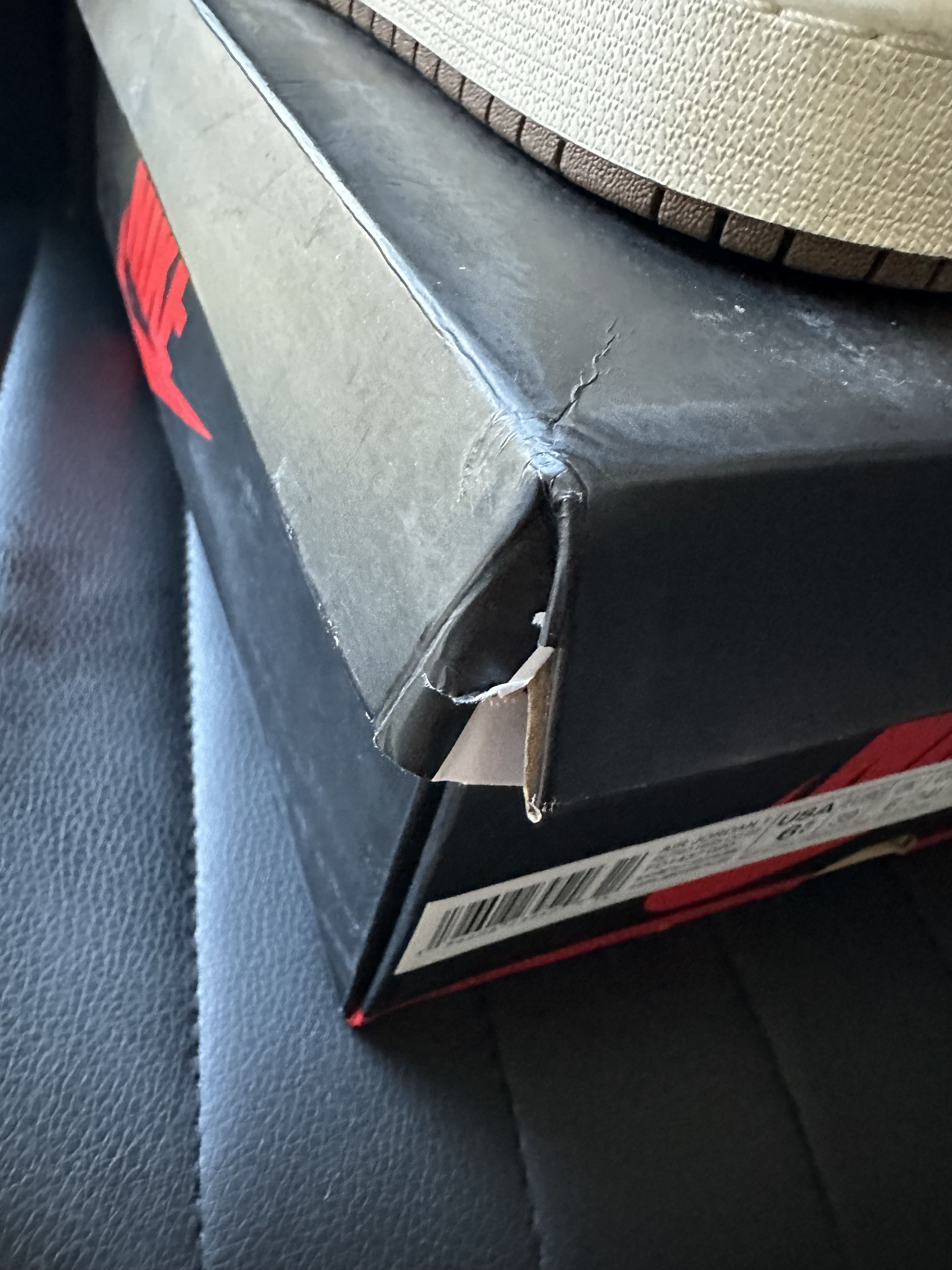 Jordan Brand × Nike PREOWNED AIR JORDAN 1 RETRO HIGH OG GS 6.5Y Size US 8 / IT 38 - 11 Thumbnail