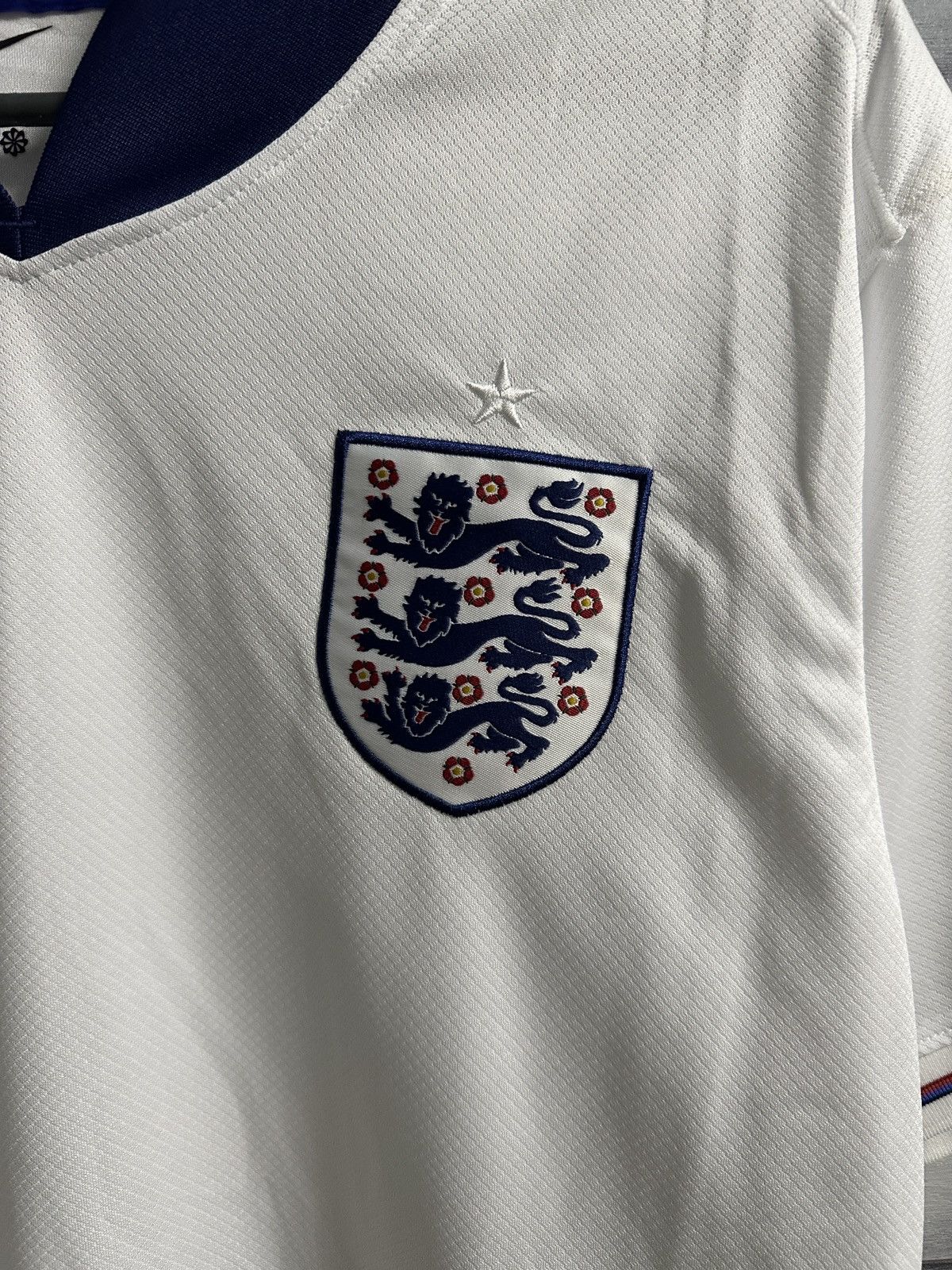 Nike Vintage T-Shirt Nike England Soccer Jersey Football Swoosh Size US XL / EU 56 / 4 - 2 Thumbnail