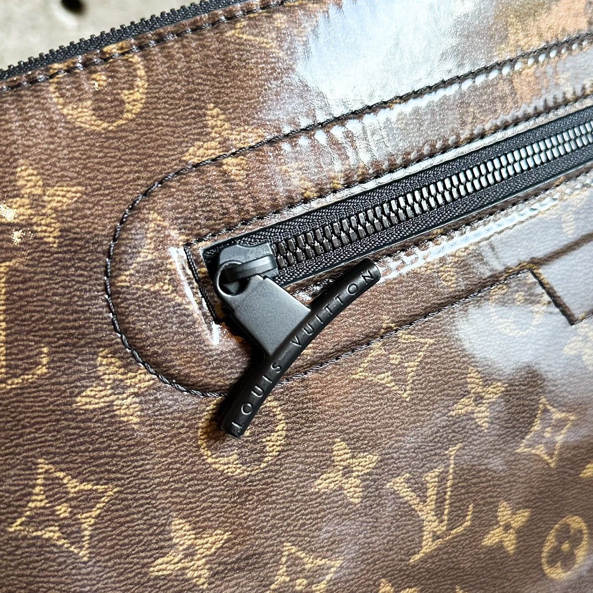 Louis Vuitton × Virgil Abloh 2018 Monogram Glaze Pochette Cosmos Size ONE SIZE - 3 Thumbnail