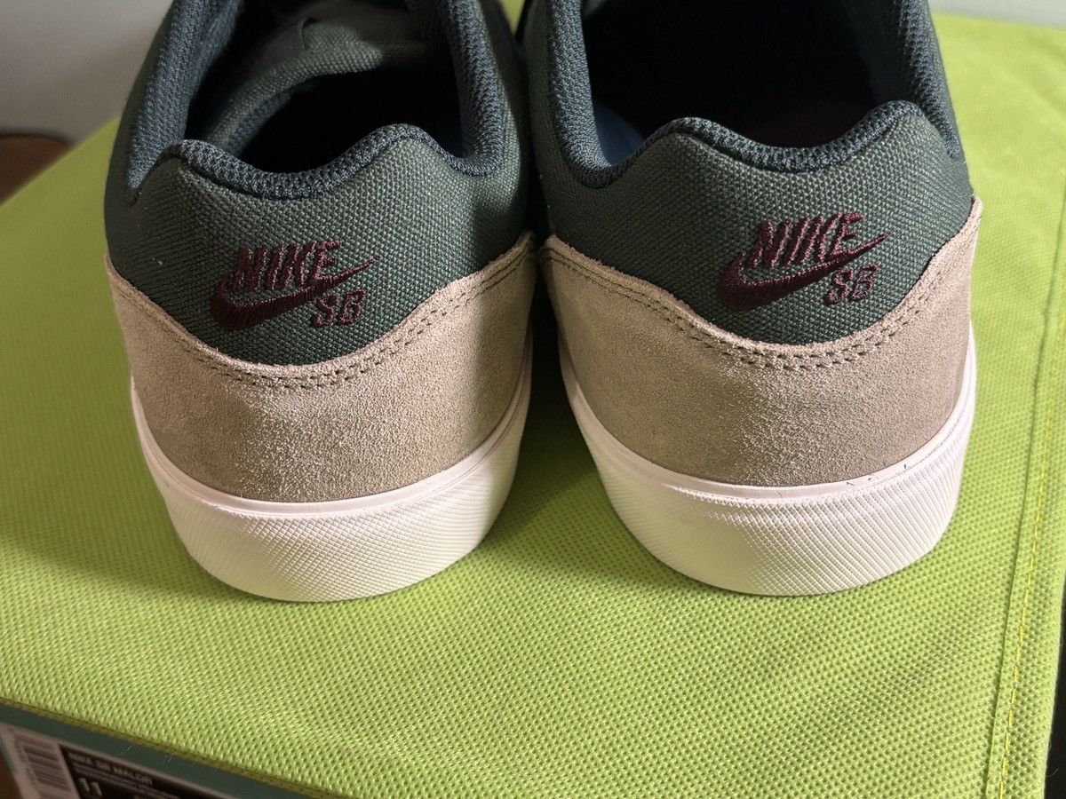 Nike Nike SB Malor Skate Shoes Size US 11 / EU 44 - 3 Thumbnail