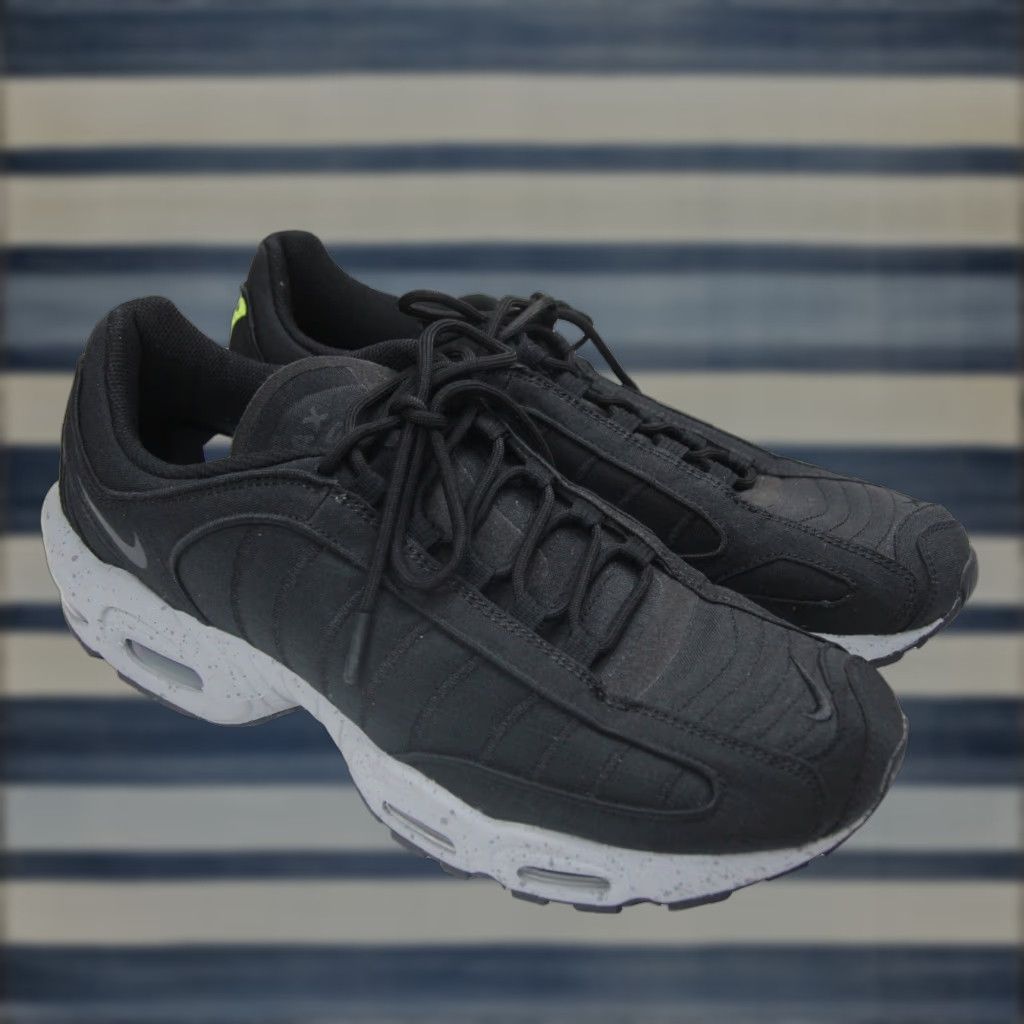 Nike Nike Tail Wind 4 Sp Sneaker Mens 13 Black Grey Wolf Ripstop Premium Nike Tailwind Size US 13 / EU 46 - 1 Thumbnail