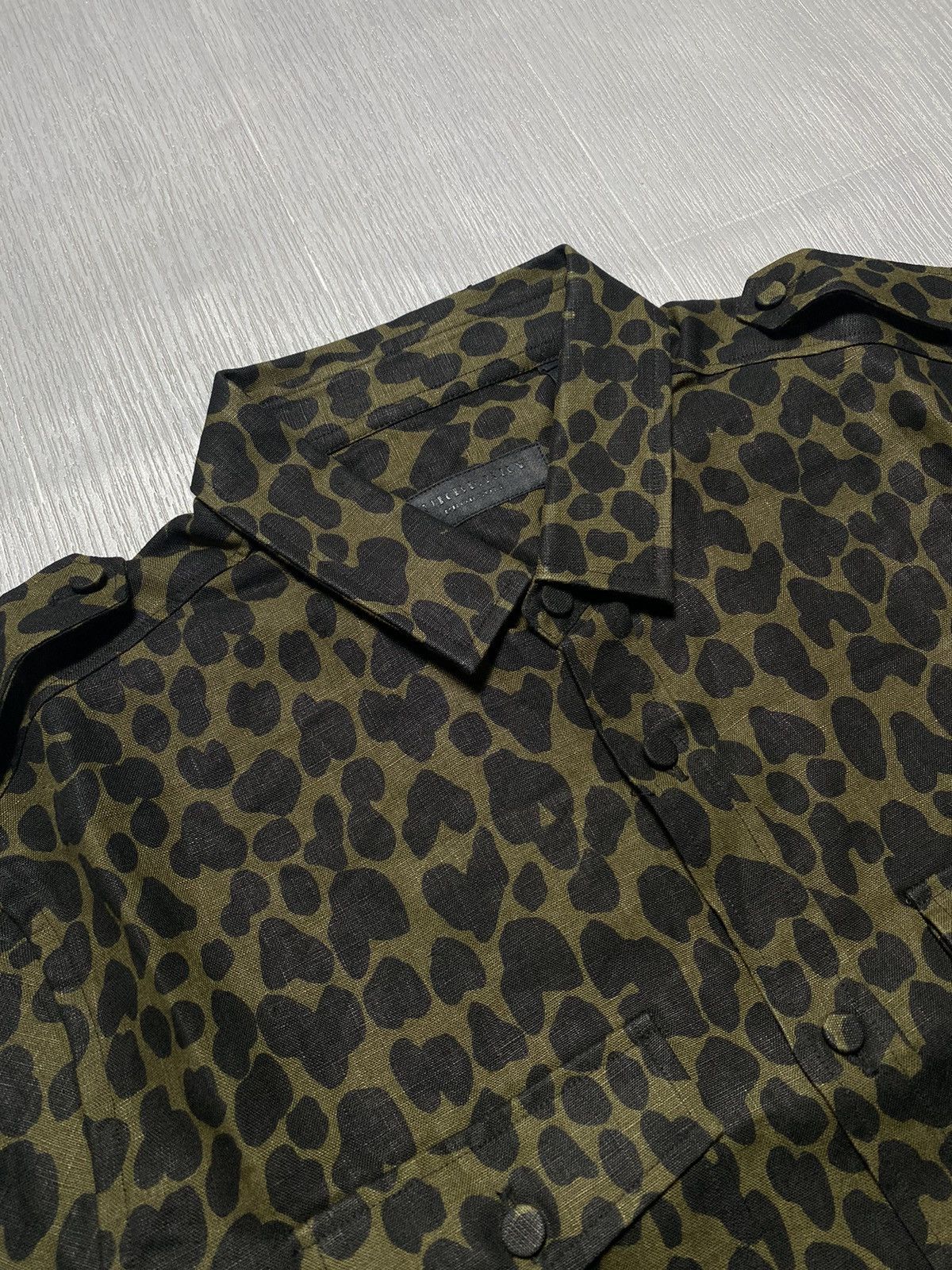 Burberry Prorsum SS14 Military Leo Print Linen Shirt Size US M / EU 48-50 / 2 - 5 Thumbnail