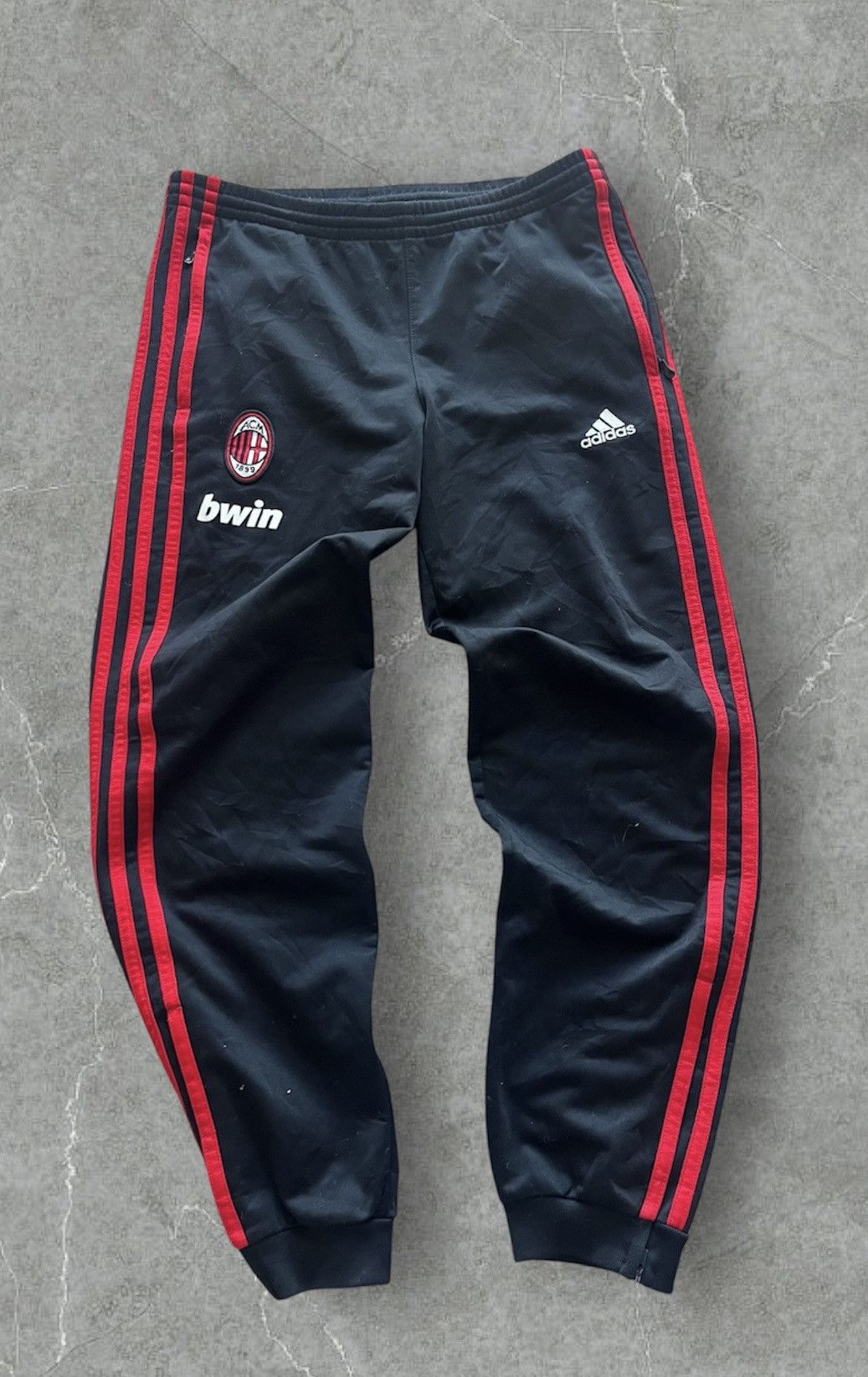 Puma Vintage AC Milan Trainingshose von Adidas Größe S Size US 30 / EU 46 - 1 Thumbnail