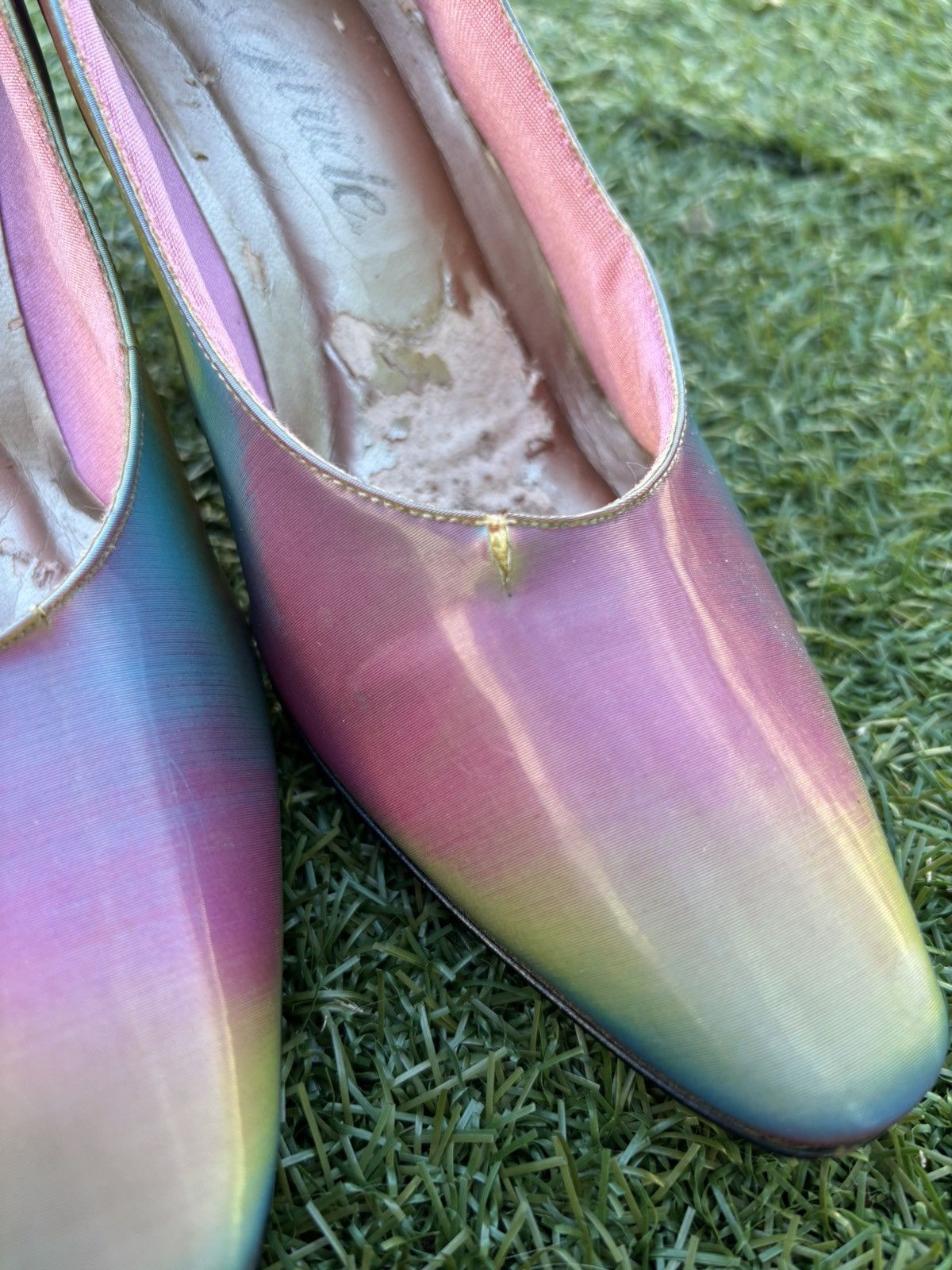 Other 80s Iridescent Rainbow 3.5” Stiletto Heels Size US 6 / IT 36 - 7 Thumbnail