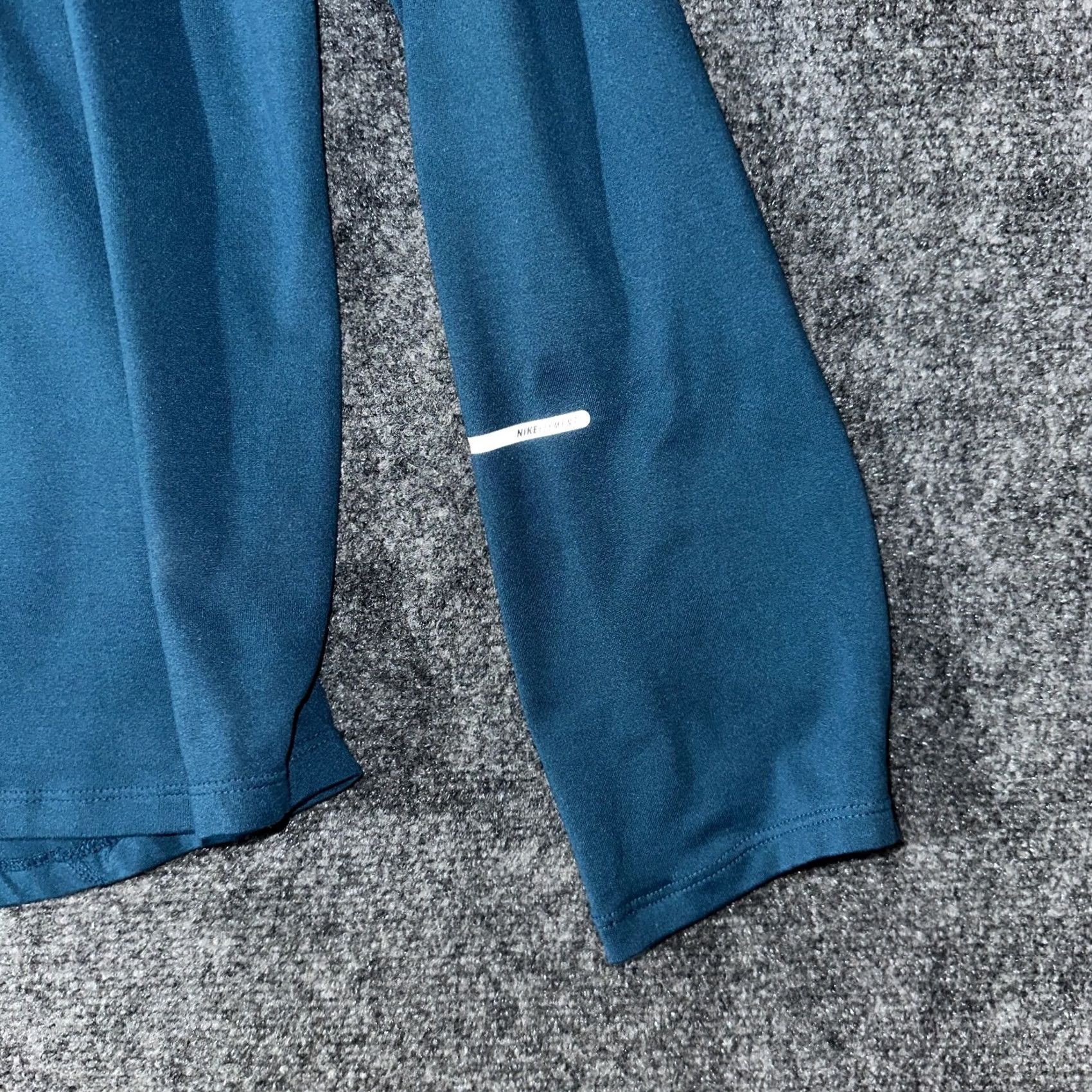 Nike Nike Running Pullover XL 1/4 Zip Blue Long Sleeve Sports Top Mens Regular Size Large Size US XL / EU 56 / 4 - 4 Thumbnail