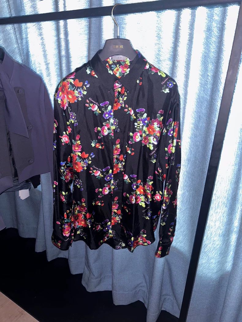 Dior Dior size 37 19SS Burt's Bees floral silk shirt 2502-Nextar Size US M / EU 48-50 / 2 - 1 Thumbnail