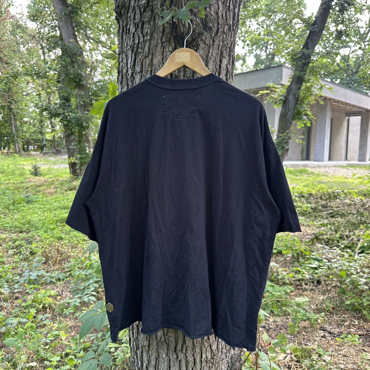 True Religion Vintage Rare True Religion 002 Tee Size US L / EU 52-54 / 3 - 11 Thumbnail