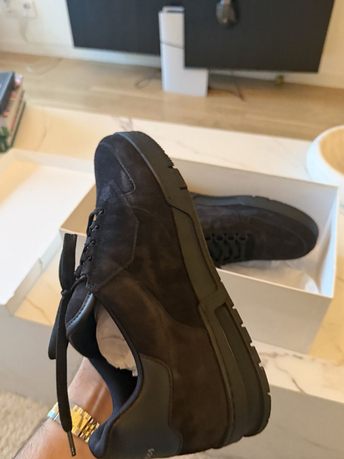 Louis Vuitton Louis Vuitton trainer sneakers Suede Black exclusive piece Size US 9.5 / EU 42-43 - 6 Thumbnail