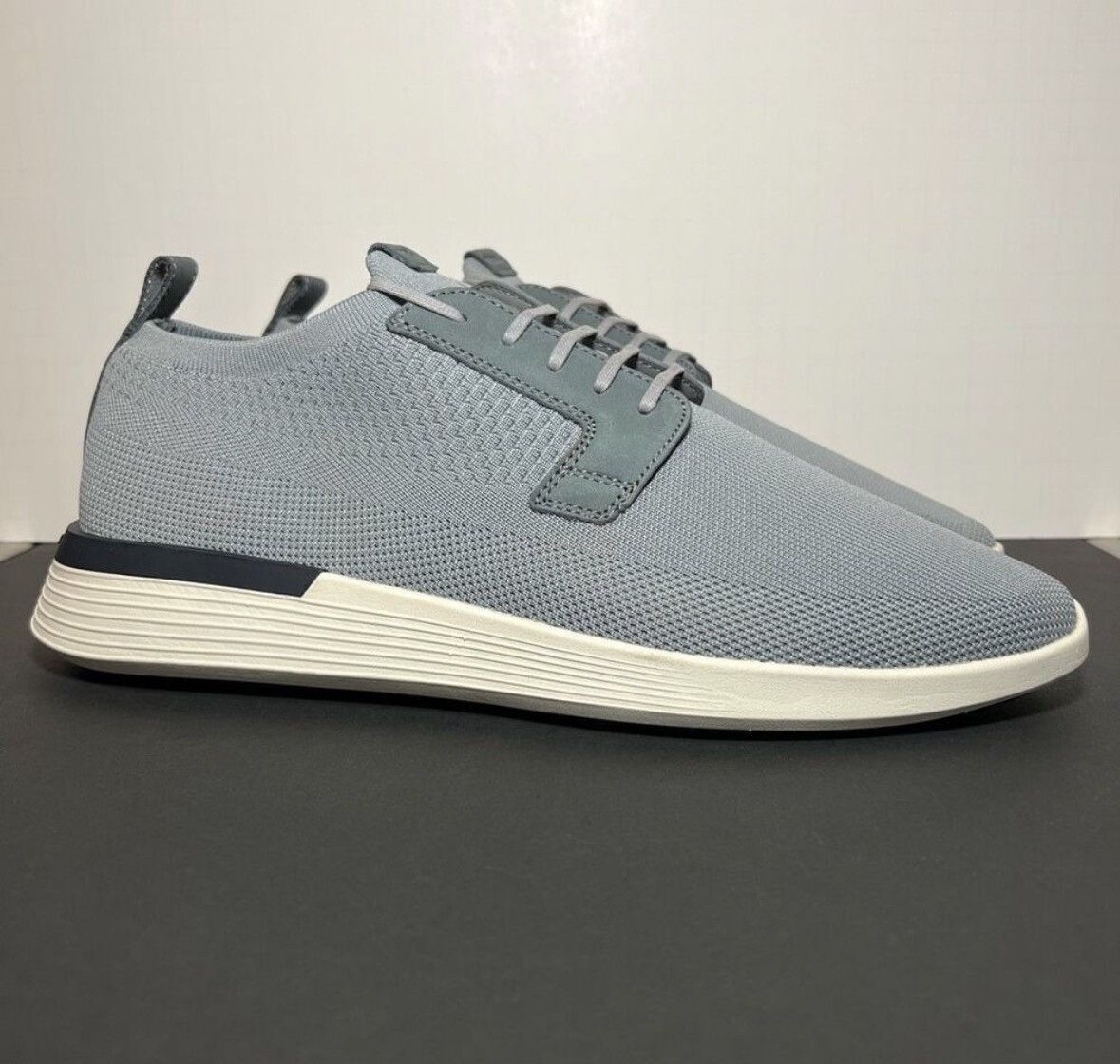 Wolf & Shepherd Wolf & Shepherd Swift Knit Derby | Gray/White | US 12 Size US 12 / EU 45 - 1 Thumbnail