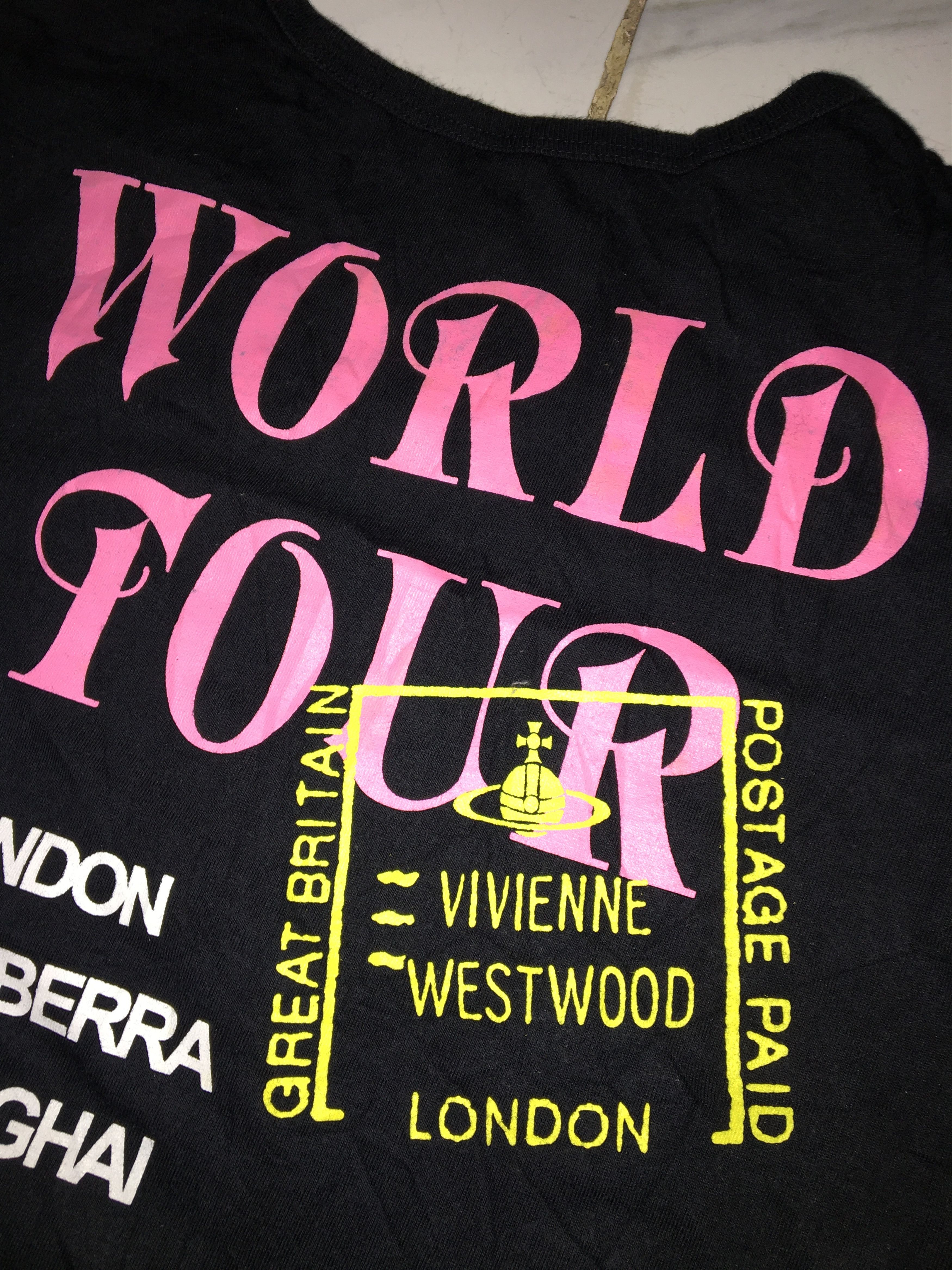 Japanese Brand Vivienne Westwood World Tour Shirt Size US M / EU 48-50 / 2 - 8 Thumbnail