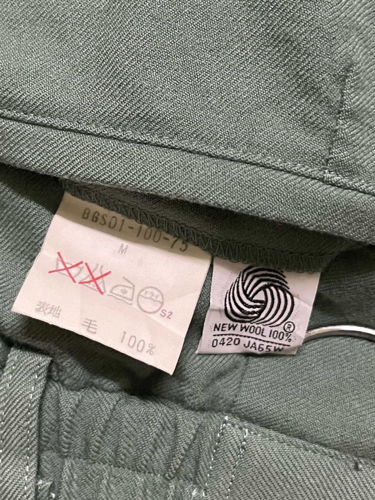 Burberry × Japanese Brand Burberrys Golf Short Pants Size 24" / US 00 / IT 34 - 14 Thumbnail