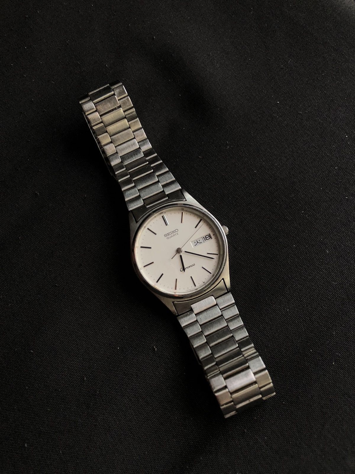 Japanese Brand × Seiko × Vintage Vintage Seiko Chronos Kanji Day Quartz Japan Size ONE SIZE - 1 Thumbnail