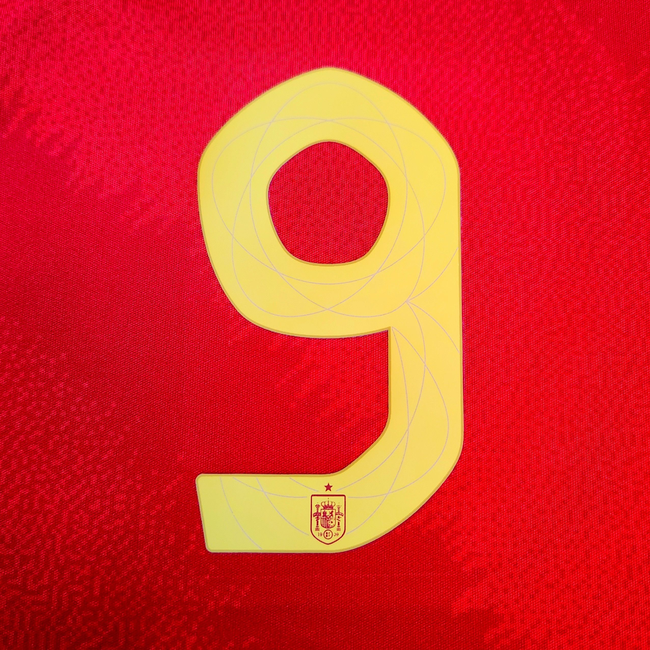 Adidas Authentic Spain GAVI 2024-2025 24/25 Home Jersey Shirt Kit Size L / US 10 / IT 46 - 9 Thumbnail