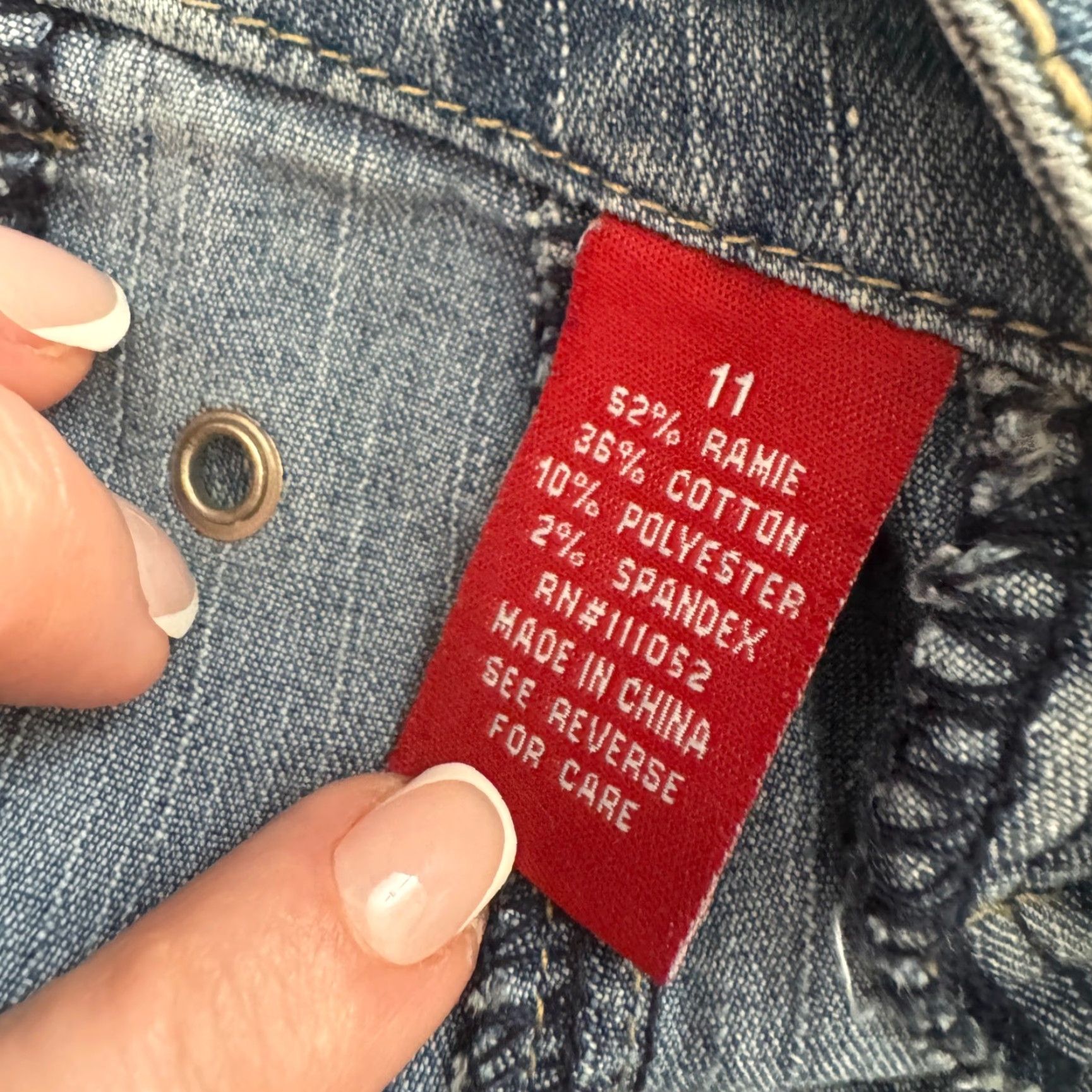 Vintage Y2K Micro Mini Denim Jean Skirt 90s Grunge Light Wash Zipper Size 11 Low Rise Size 32" / US 10 / IT 46 - 4 Thumbnail