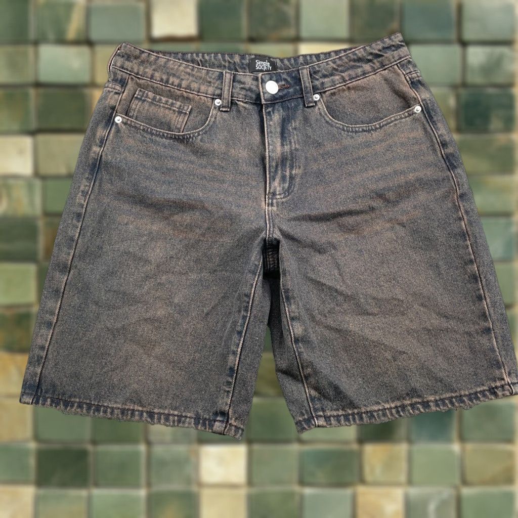 Vintage VINTAGE Simple Society Baggy Bermuda Jorts 9 Dirty Wash Skater Y2k Grunge Streetwear 90s Shirt Womens 32 Blue Denim 90s Y2K Tr Size ONE SIZE - 1 Thumbnail