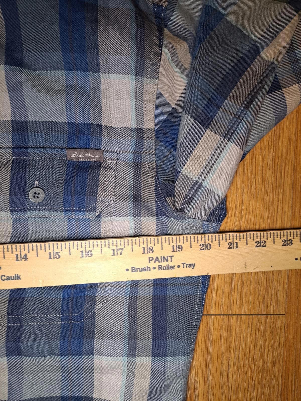 Eddie Bauer Eddie Bauer Flannel Button Up Shirt Mens Small Blue Plaid Size US S / EU 44-46 / 1 - 7 Thumbnail