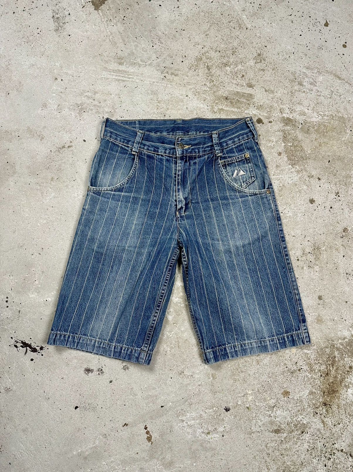 MLB × New York Yankees × Vintage Vintage Y2K New York Yankees Pinstripe Denim Shorts Jorts Size US 30 / EU 46 - 2 Thumbnail