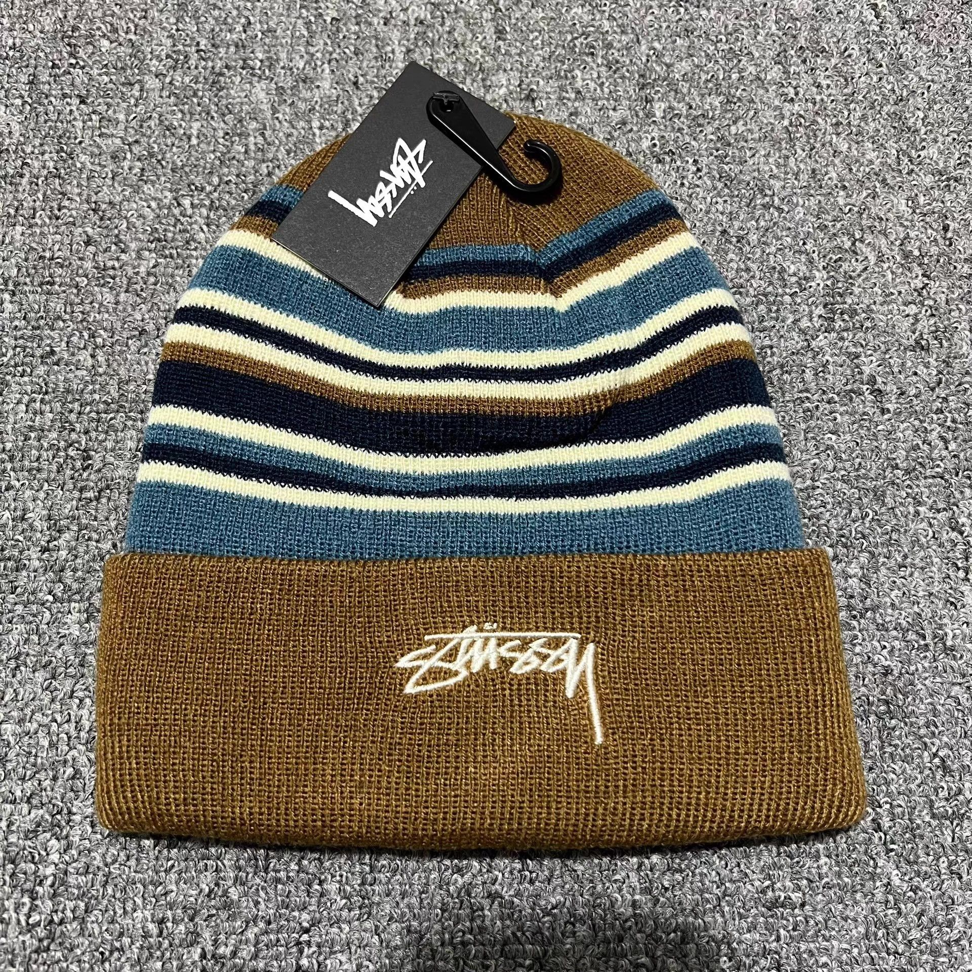 Stussy Stüssy Contrast Stripe Embroidered Logo Knit Beanie Q7 Size ONE SIZE - 4 Thumbnail