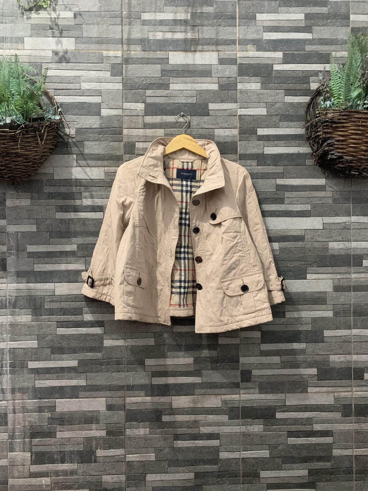 Burberry Burberry Quilted Puffer Jacket Size M / US 6-8 / IT 42-44 - 1 Thumbnail