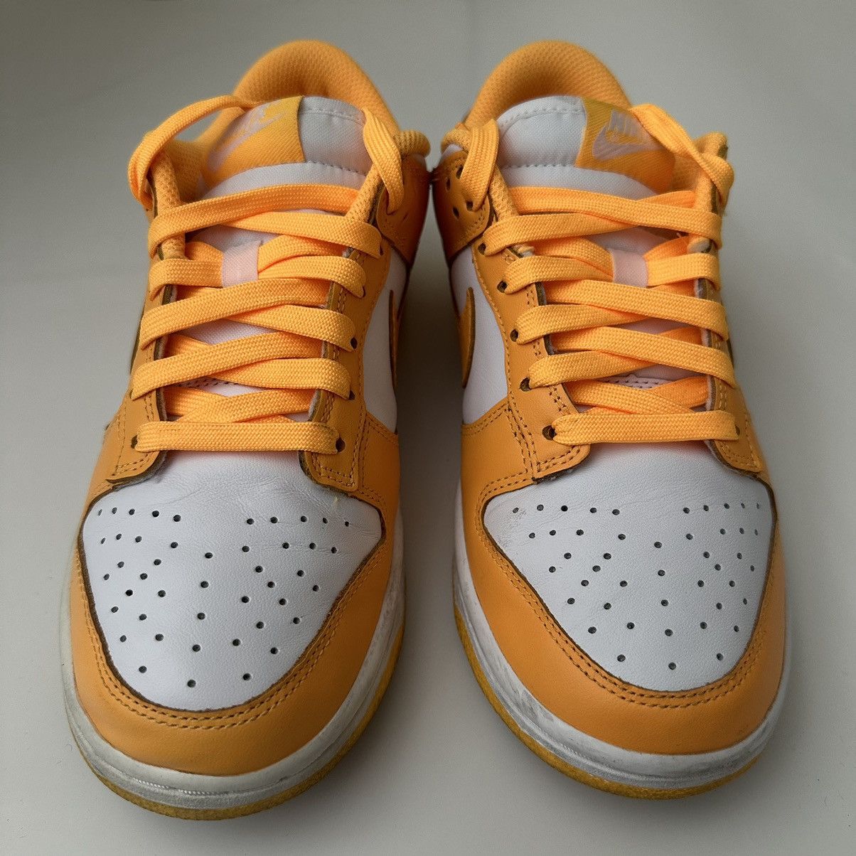 Nike Nike Laser Orange Dunks - 5y or 6.5w Size US 6.5 / EU 39-40 - 3 Thumbnail