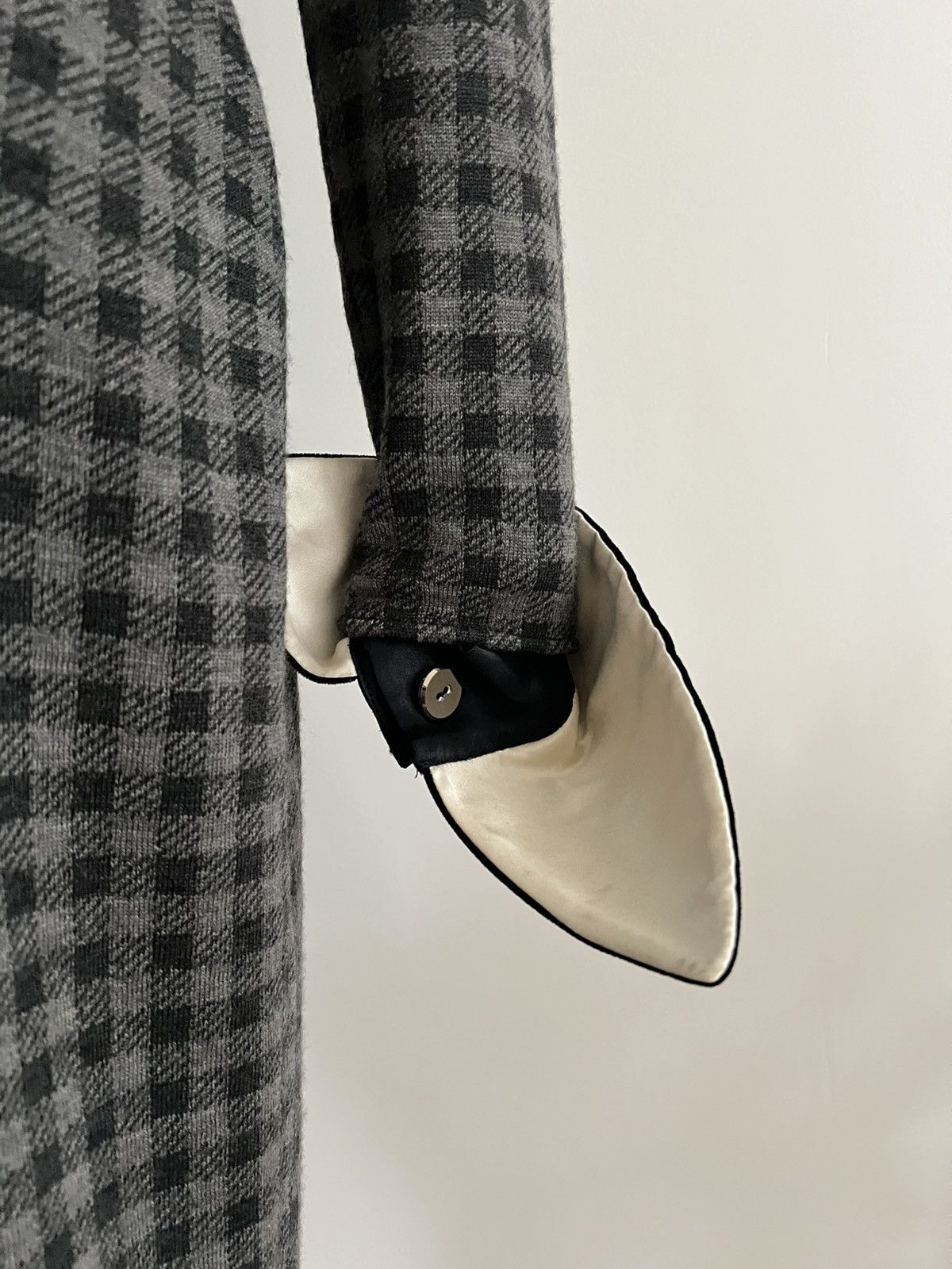 Gianfranco Ferre Gianfranco Ferré 1990s Wool Dress Grey Check Size XS / US 0-2 / IT 36-38 - 6 Thumbnail