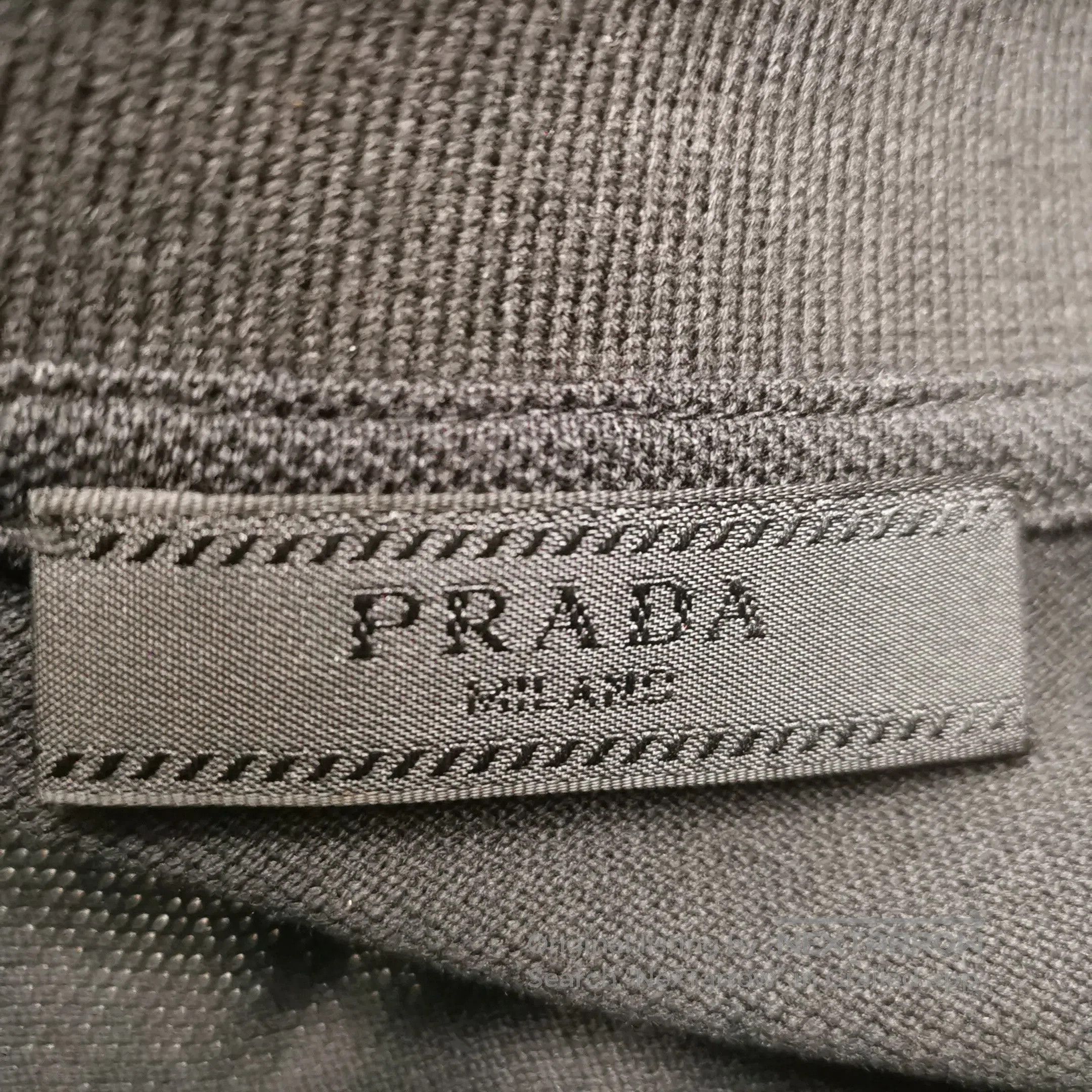 Prada Prada S Cotton Collar Long. Size US M / EU 48-50 / 2 - 6 Thumbnail