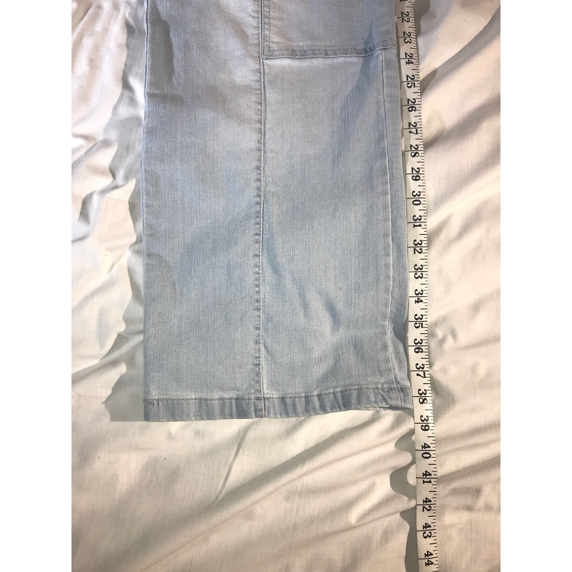 Designer Celebrity Pink Junior Light Wash Denim Baggy Carpenter Jeans Size 31" - 9 Thumbnail