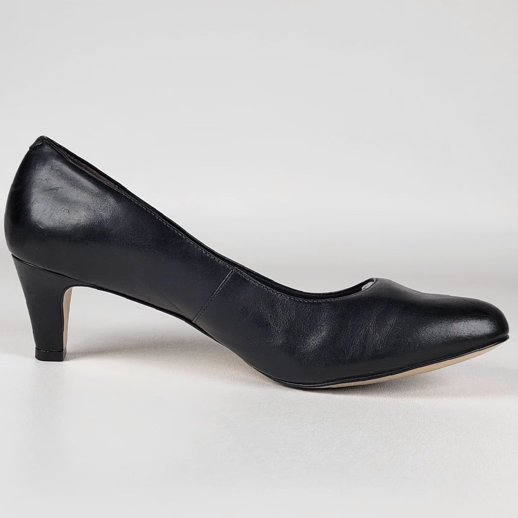 Vintage VINTAGE Walking Cradles Majorie Pumps Women's Black Leather Pump Kitten Heel 12 M Shoes Formal Size US 10 / IT 40 - 4 Thumbnail