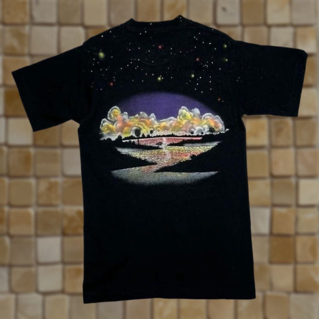Fruit Of The Loom Vintage Kennedy Space Center Souvenir All-Over Print Single Stitch T-Shirt Small Black Mens Space 90s Graphic Front Back Shirt Size US S / EU 44-46 / 1 - 1 Thumbnail