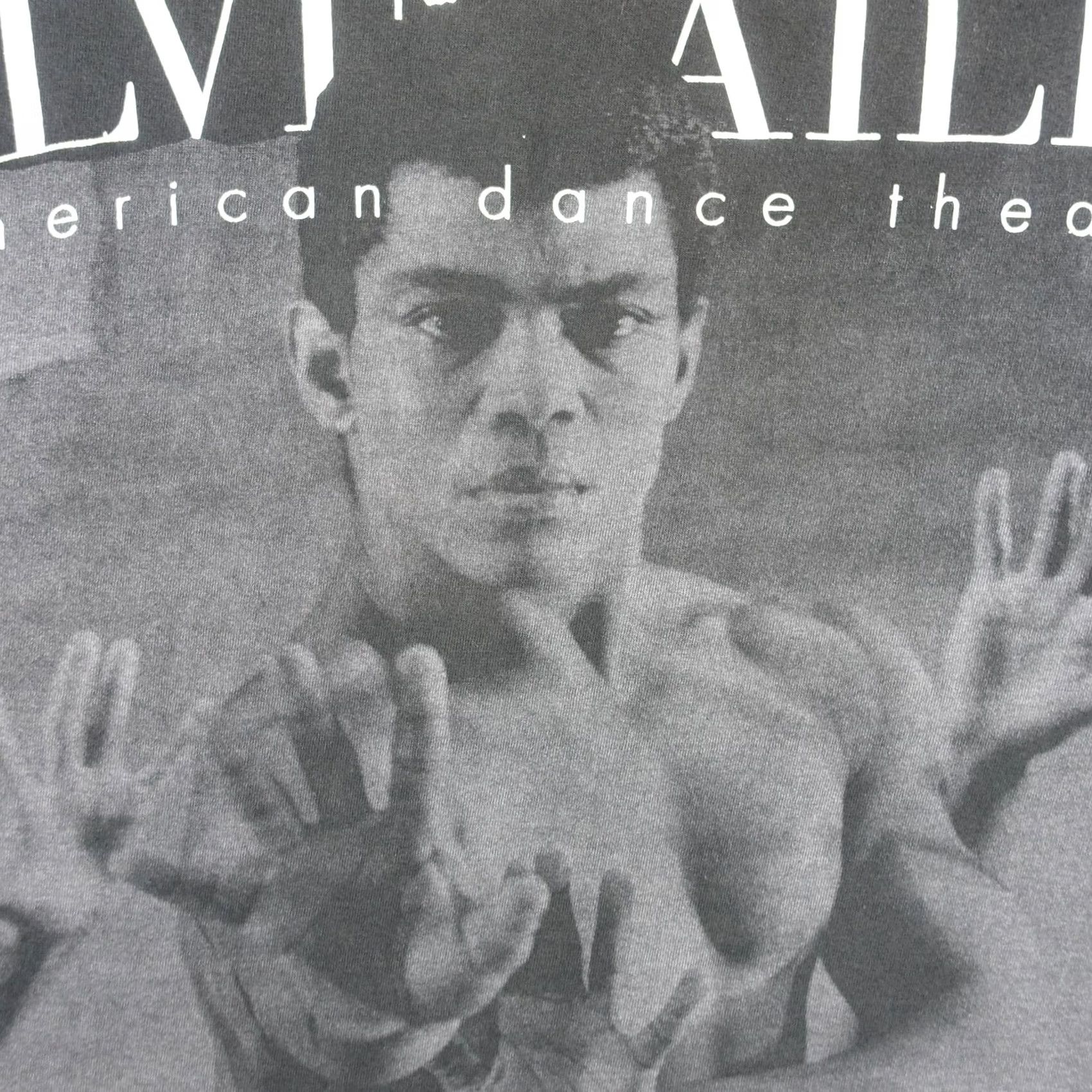 Fruit Of The Loom VINTAGE Alvin Ailey Shirt Mens M American Dance Theater All Over Print AOP Size US M / EU 48-50 / 2 - 4 Thumbnail