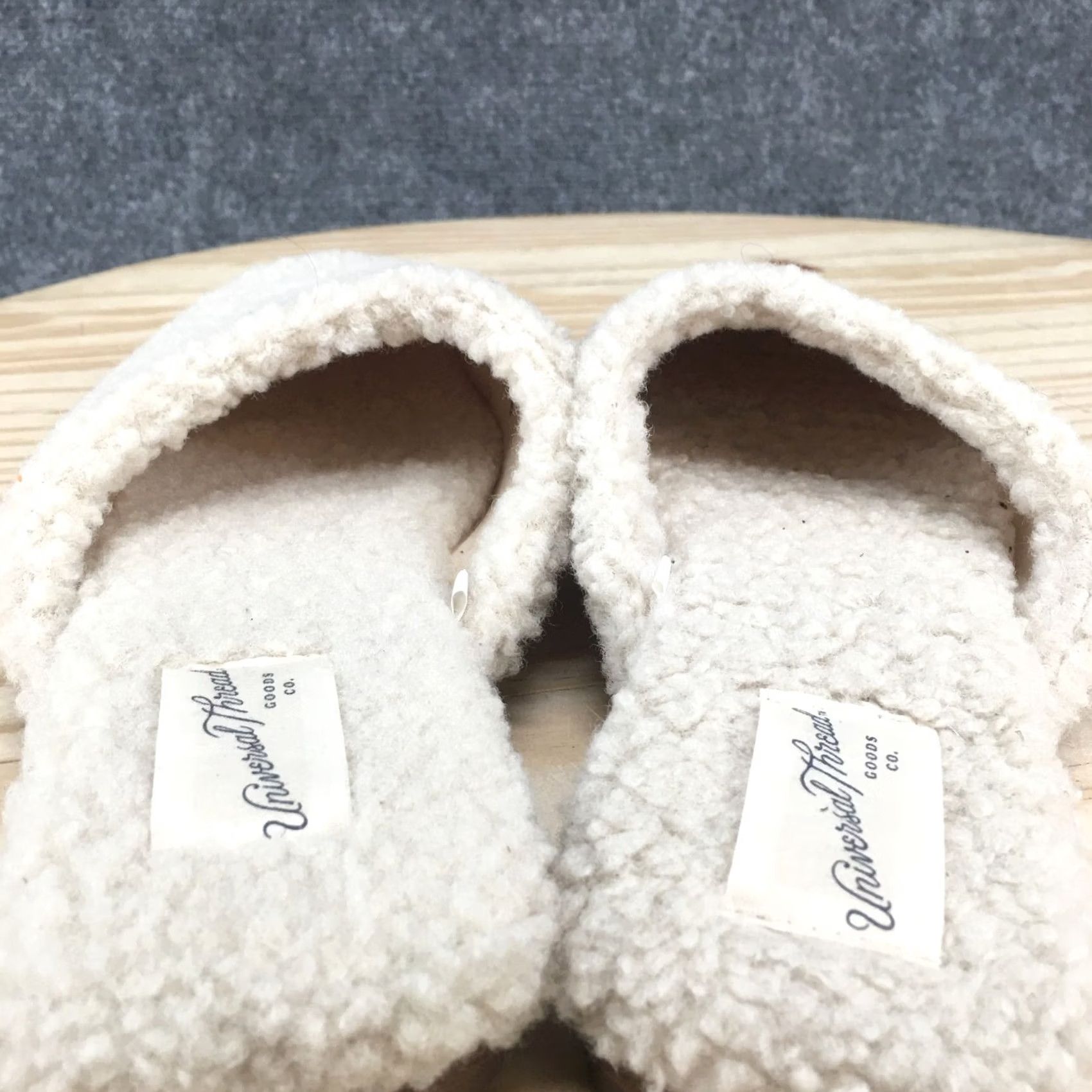 Vintage Universal Thread Mules Womens 10 White Faux Fur Almond Toe Slip On Size US 10 / IT 40 - 6 Thumbnail