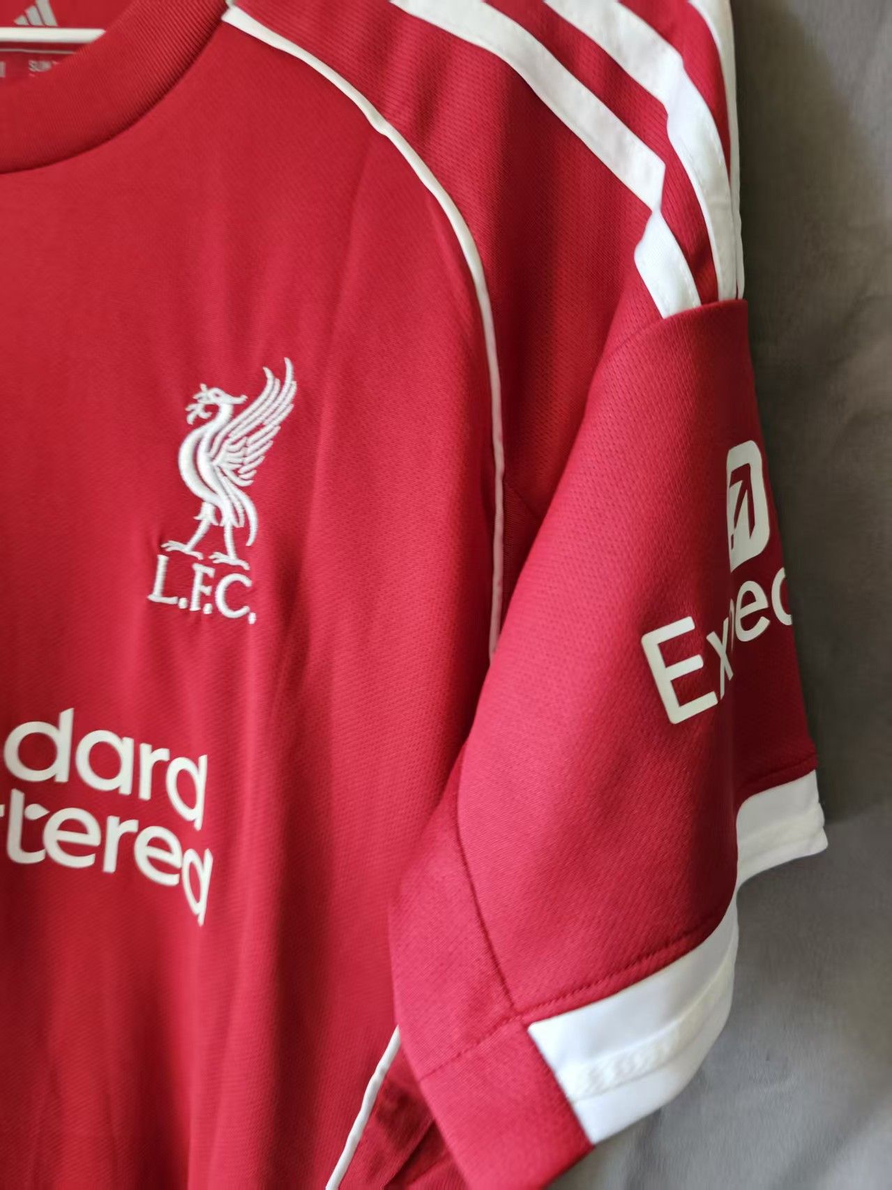 Other 2025 26 Liverpool 8 Szoboszlai Jersey Home Size US M / EU 48-50 / 2 - 5 Thumbnail