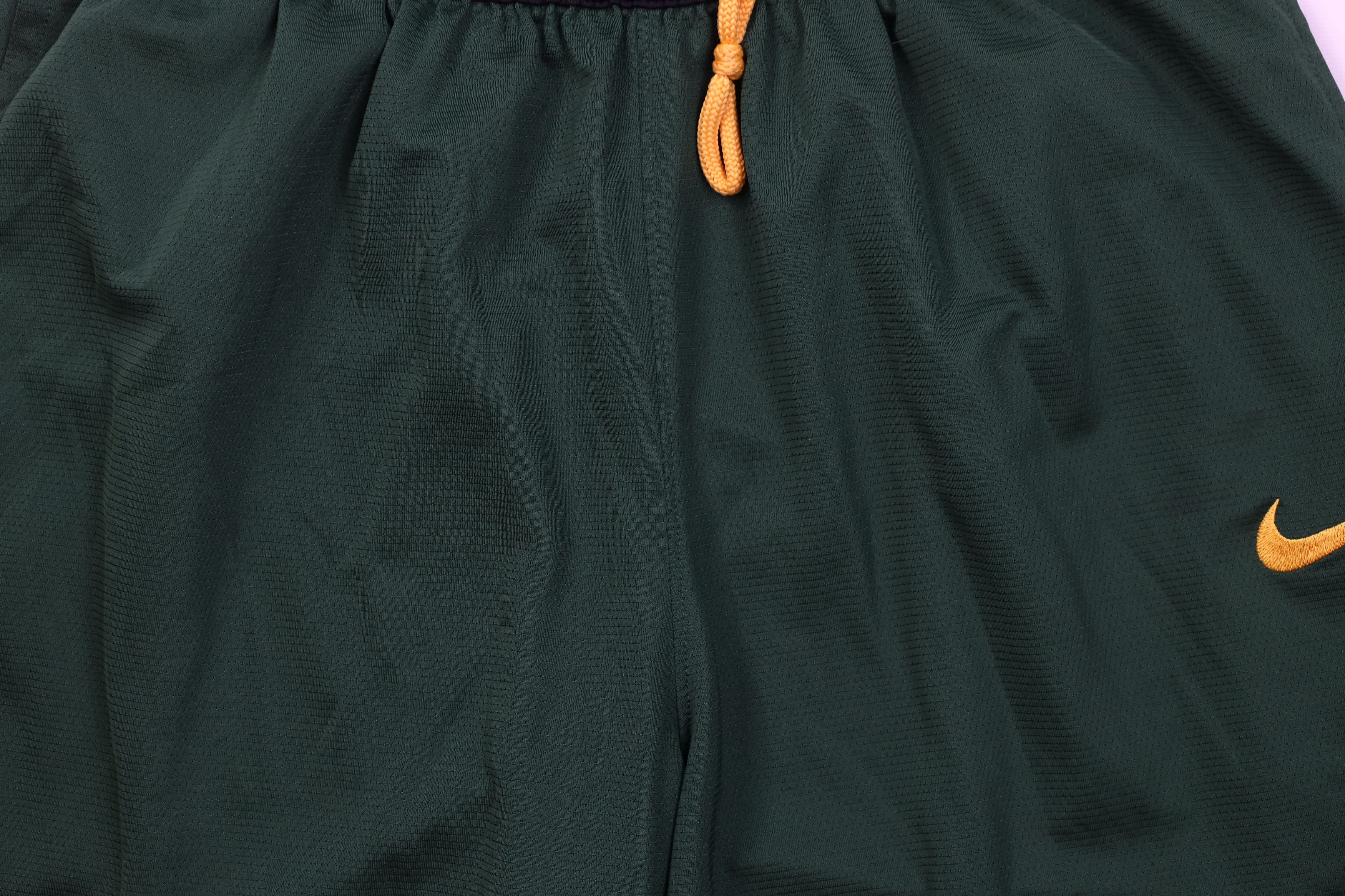 Nike Vintage Y2K Nike Block Gym Basketball Shorts Green Polyester Size US 34 / EU 50 - 3 Thumbnail